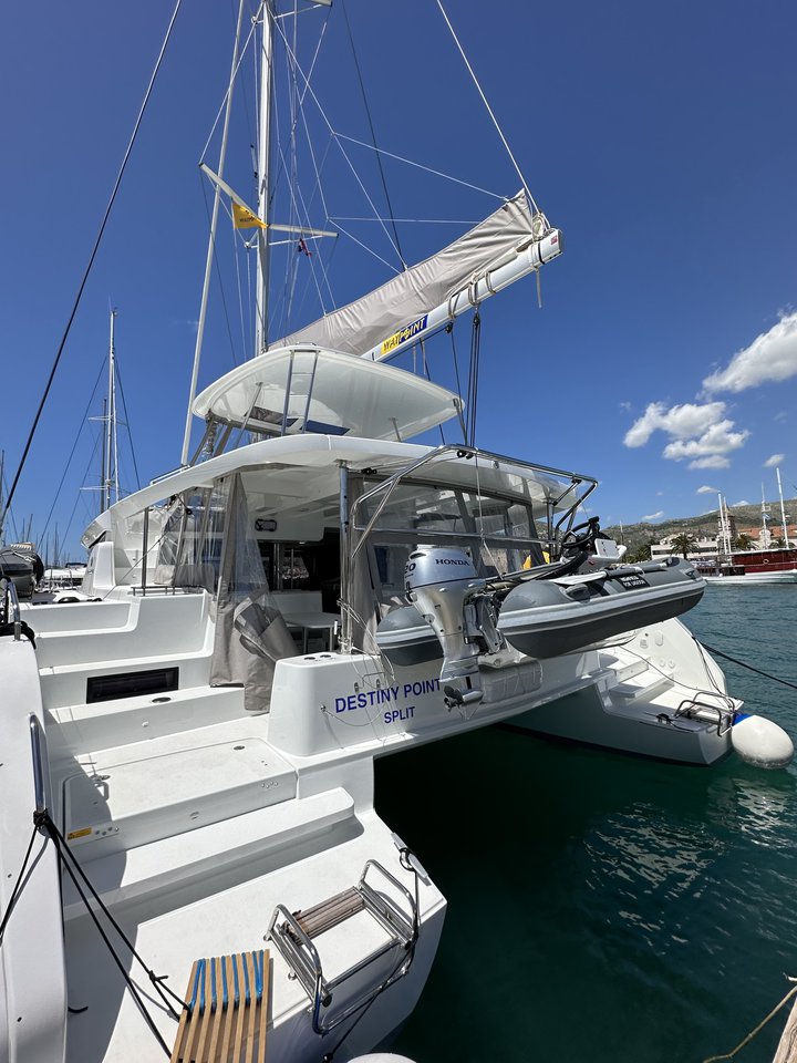 Lagoon 46 - 4 + 2 cab. — photo 4