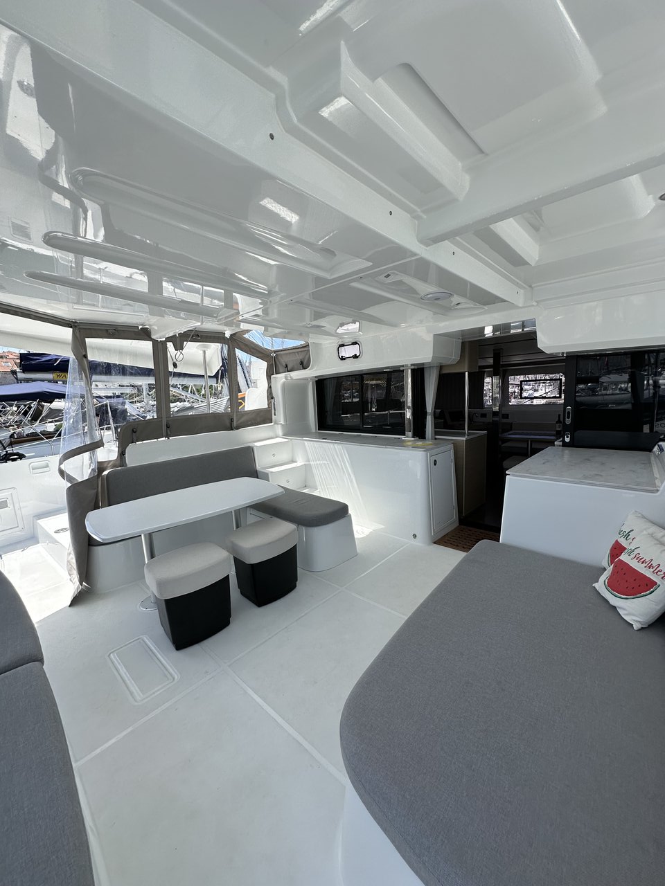 Lagoon 46 - 4 + 2 cab. — photo 6