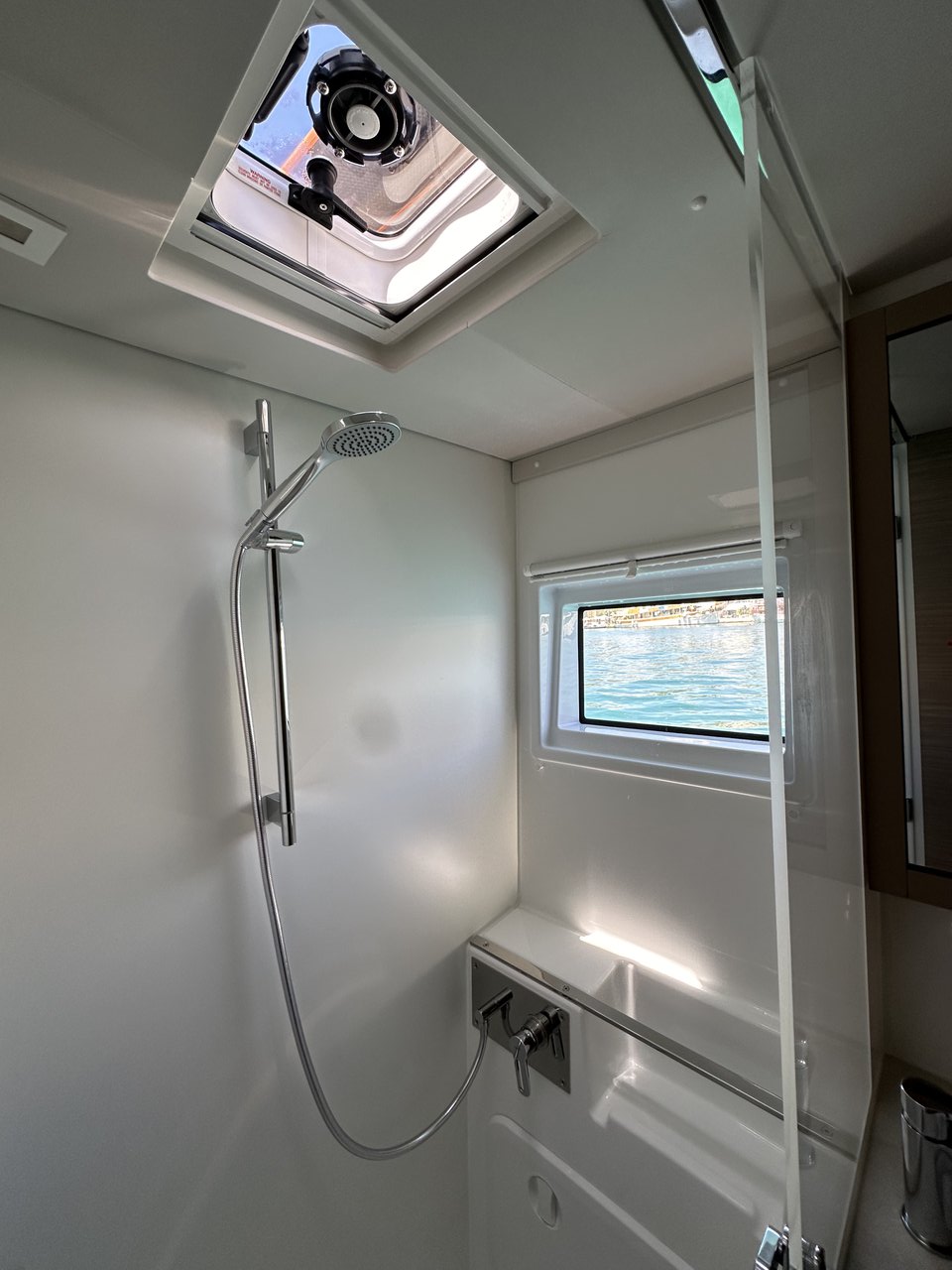 Lagoon 46 - 4 + 2 cab. — photo 19