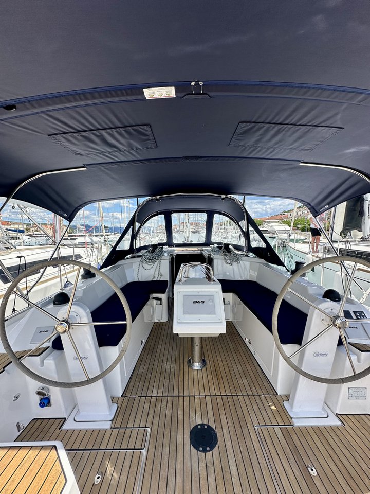 Bavaria C38 — photo 4