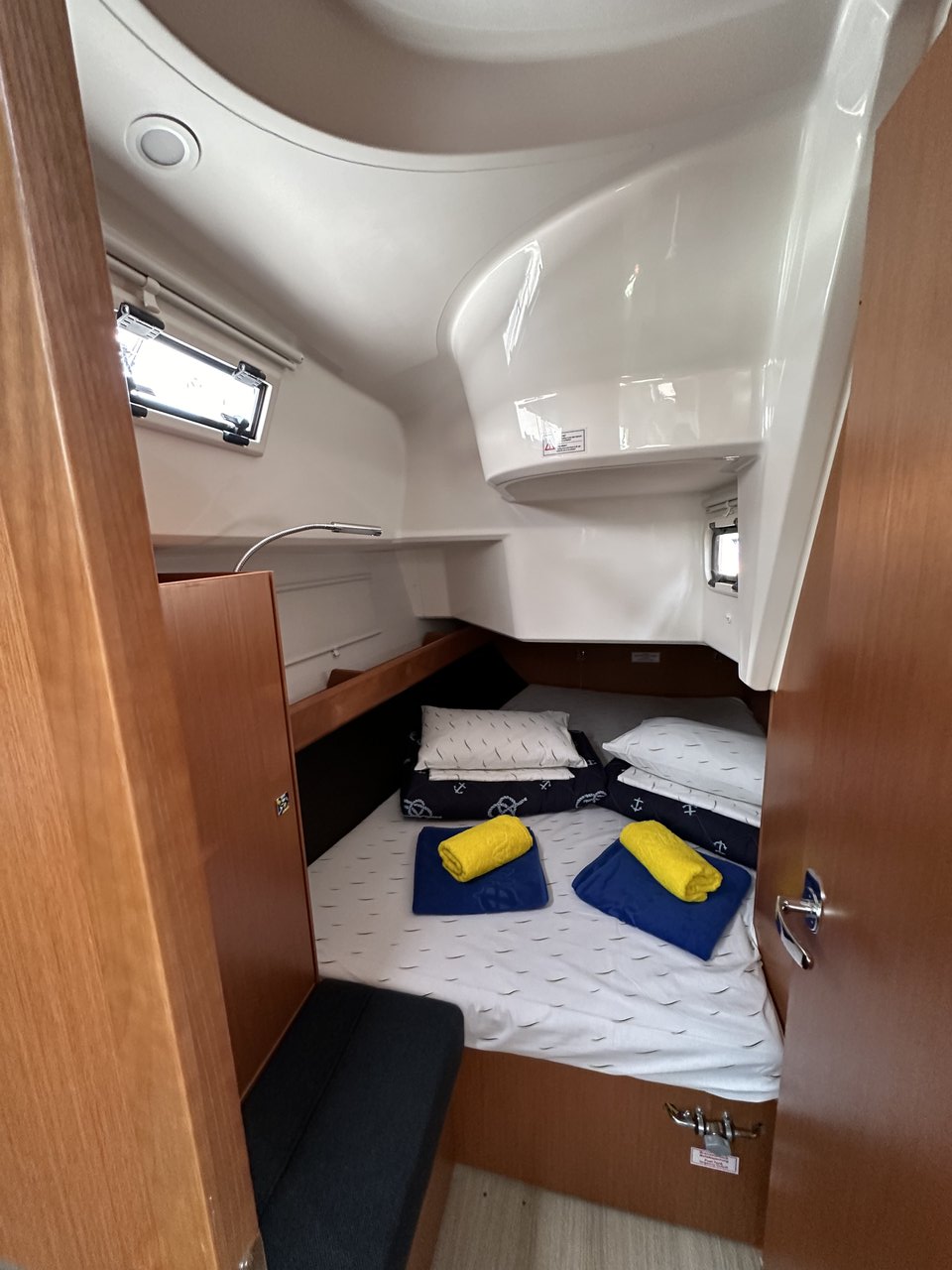 Bavaria Cruiser 37 - 3 cab. — photo 8