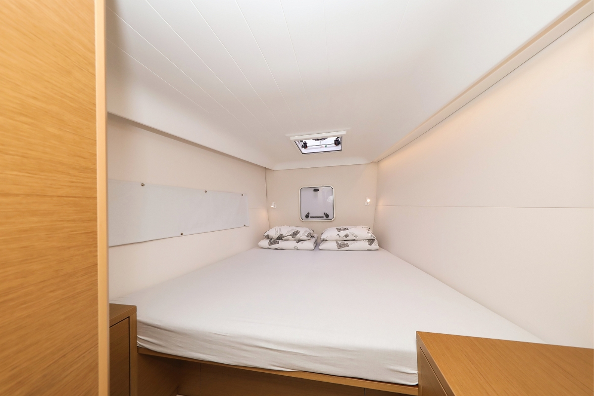 Excess 14 - 4 + 2 cab. — photo 13