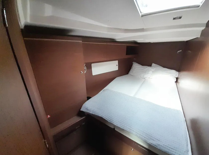 Oceanis 51.1 - 4 + 1 cab. — photo 9