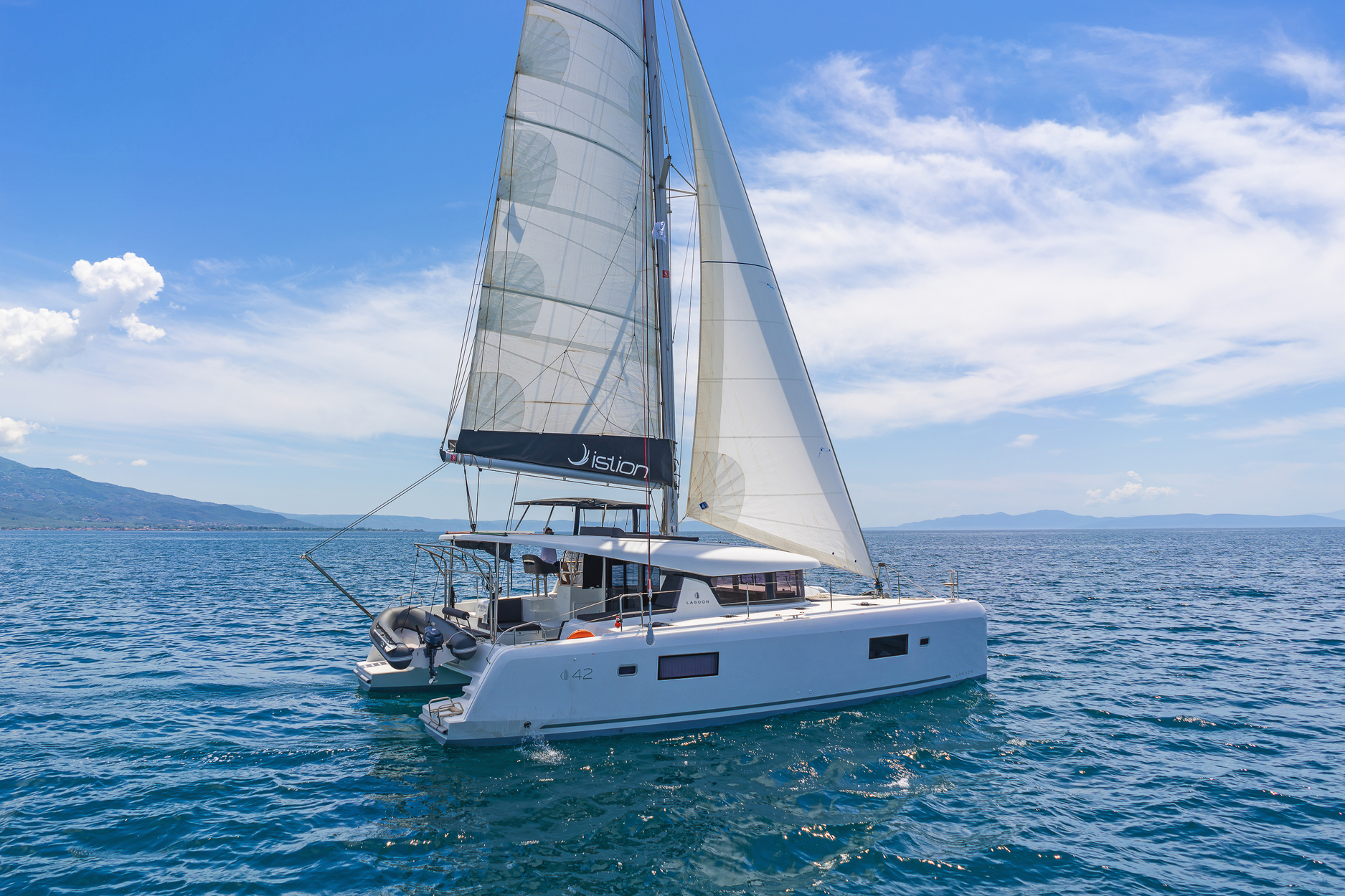 Lagoon 42 - 4 + 2 cab. — photo 11