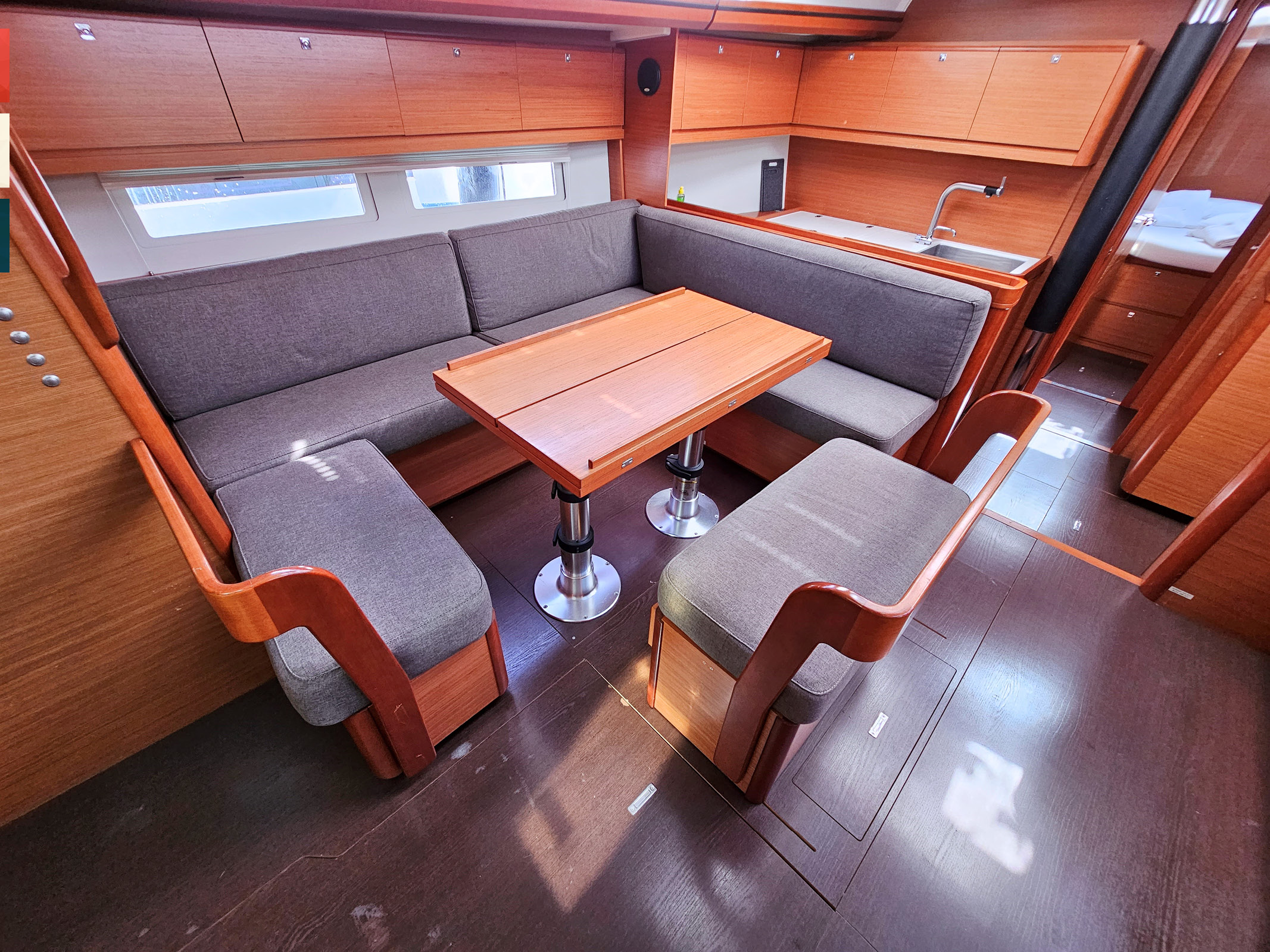 Dufour 520 GL — photo 24