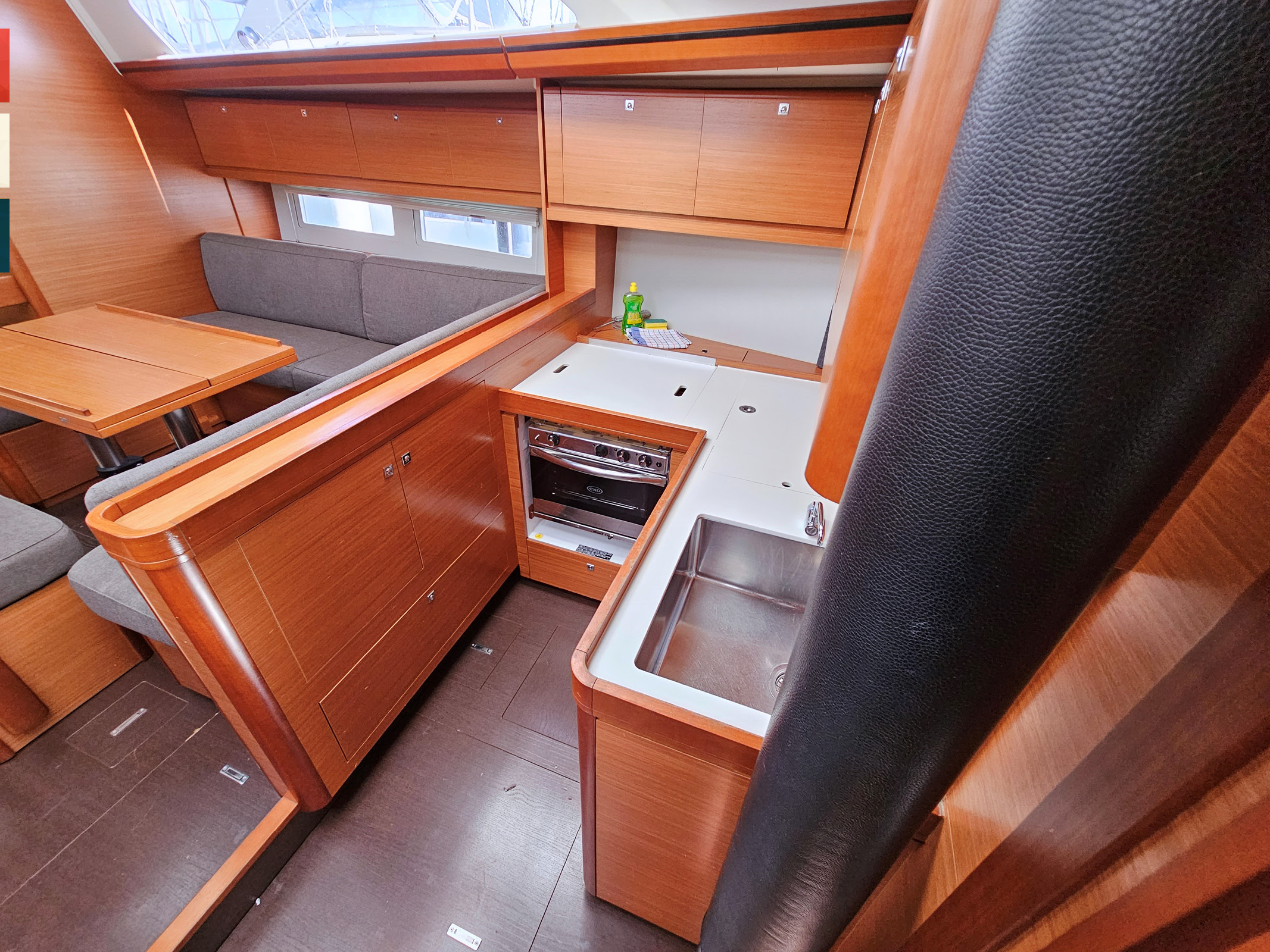 Dufour 520 GL — photo 31