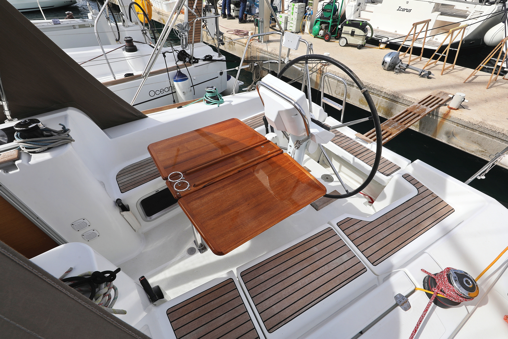 Sun Odyssey 33i - 2 cab. — photo 6