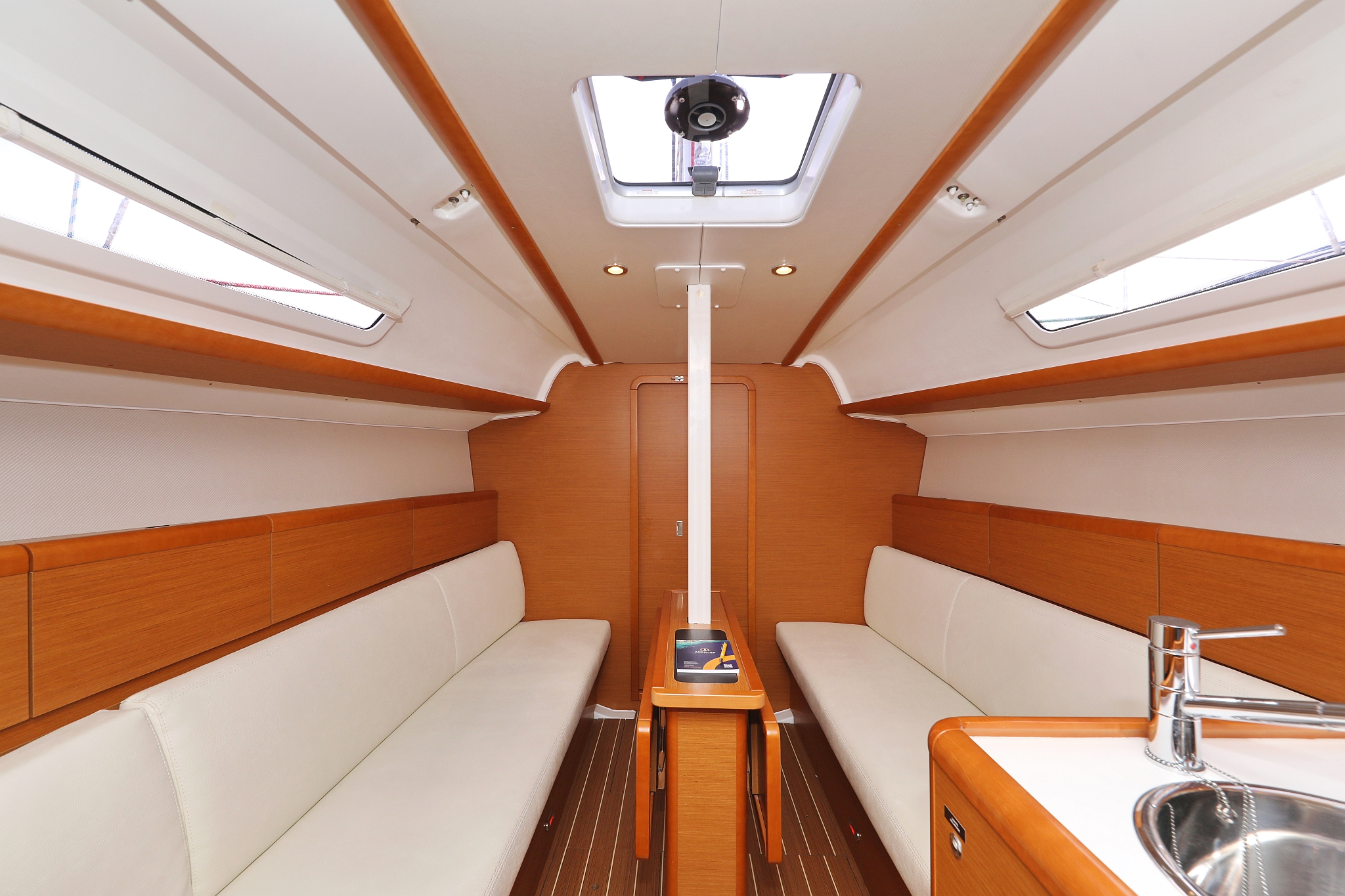 Sun Odyssey 33i - 2 cab. — photo 14