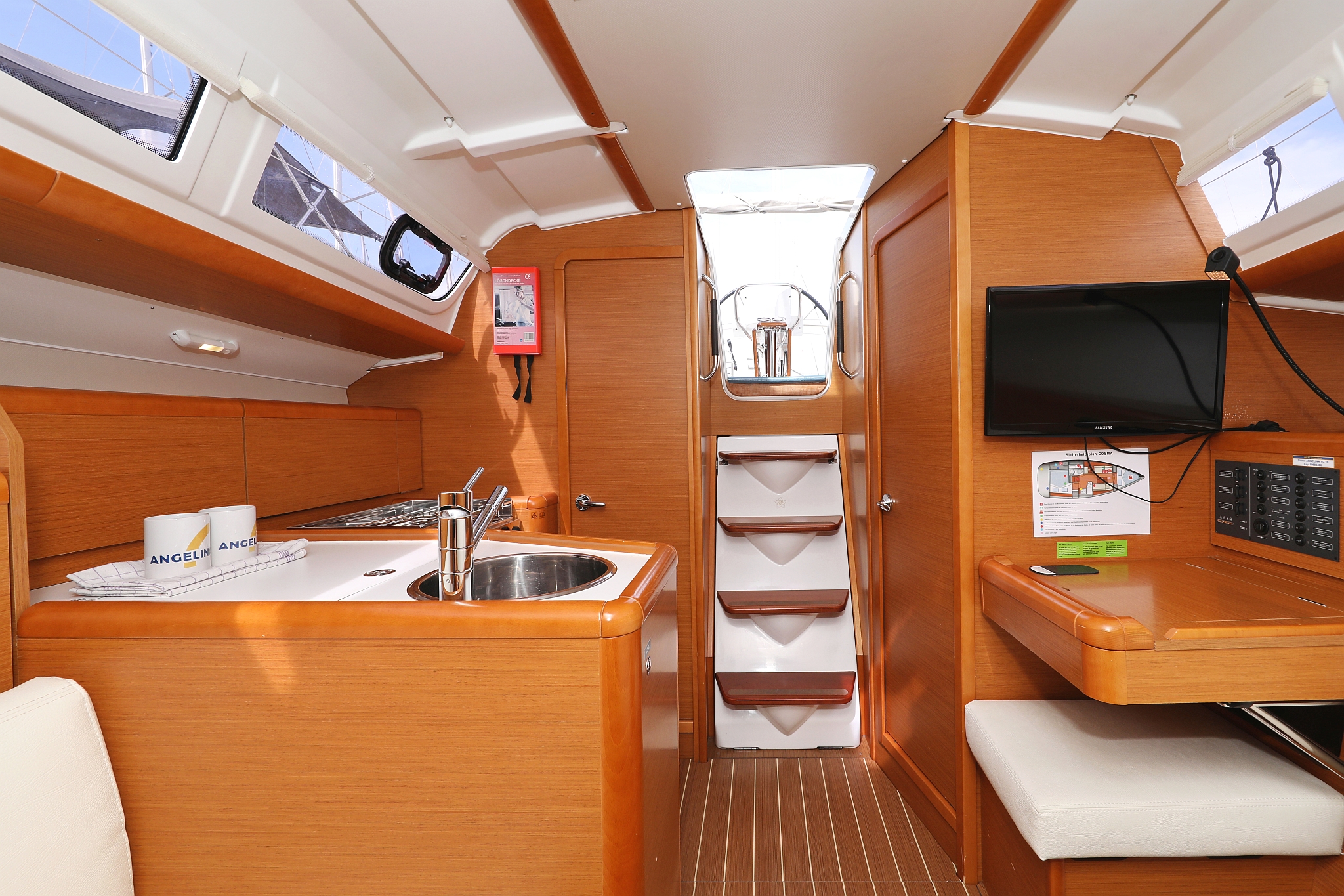 Sun Odyssey 33i - 2 cab. — photo 20