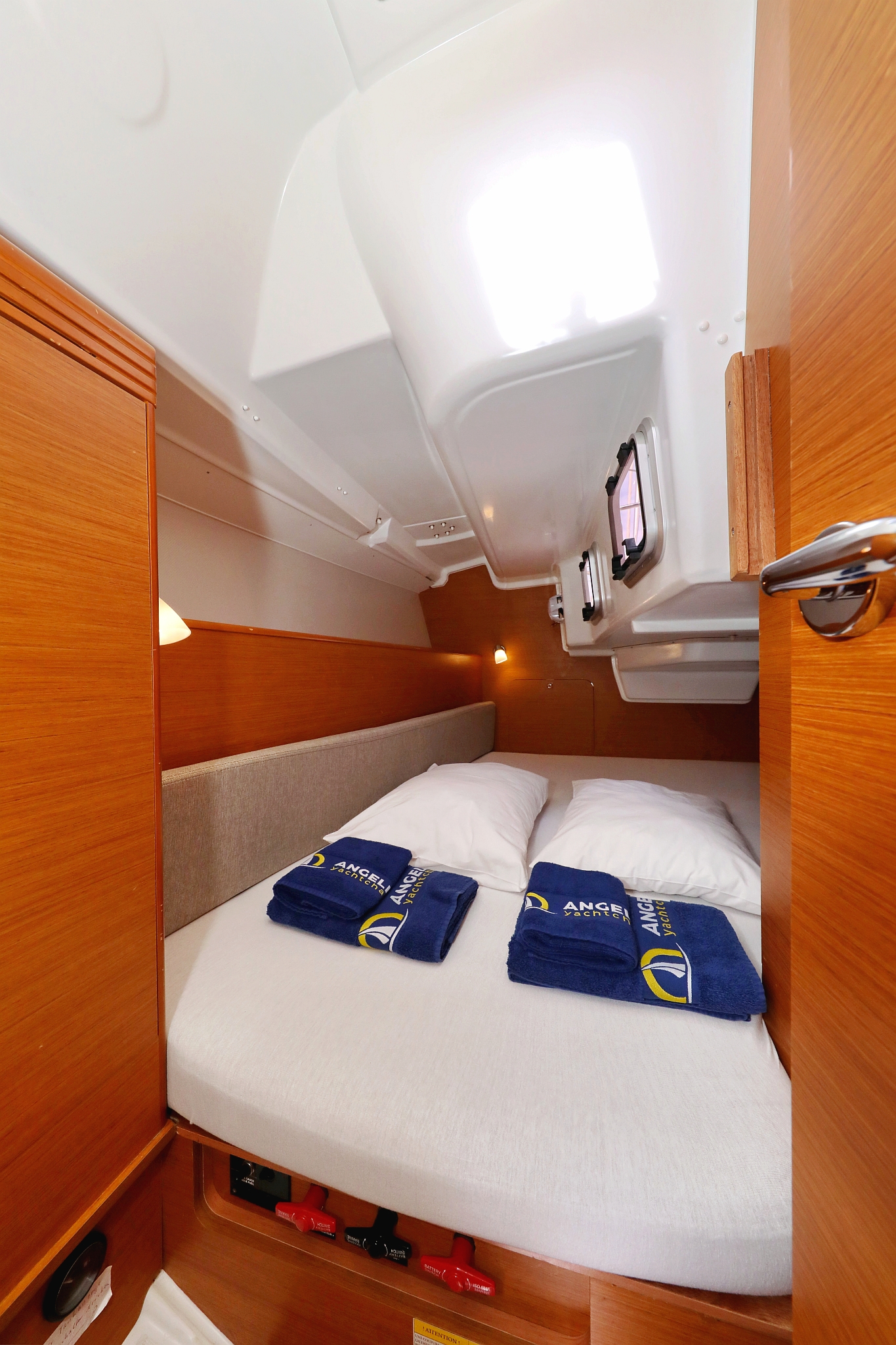 Sun Odyssey 33i - 2 cab. — photo 24