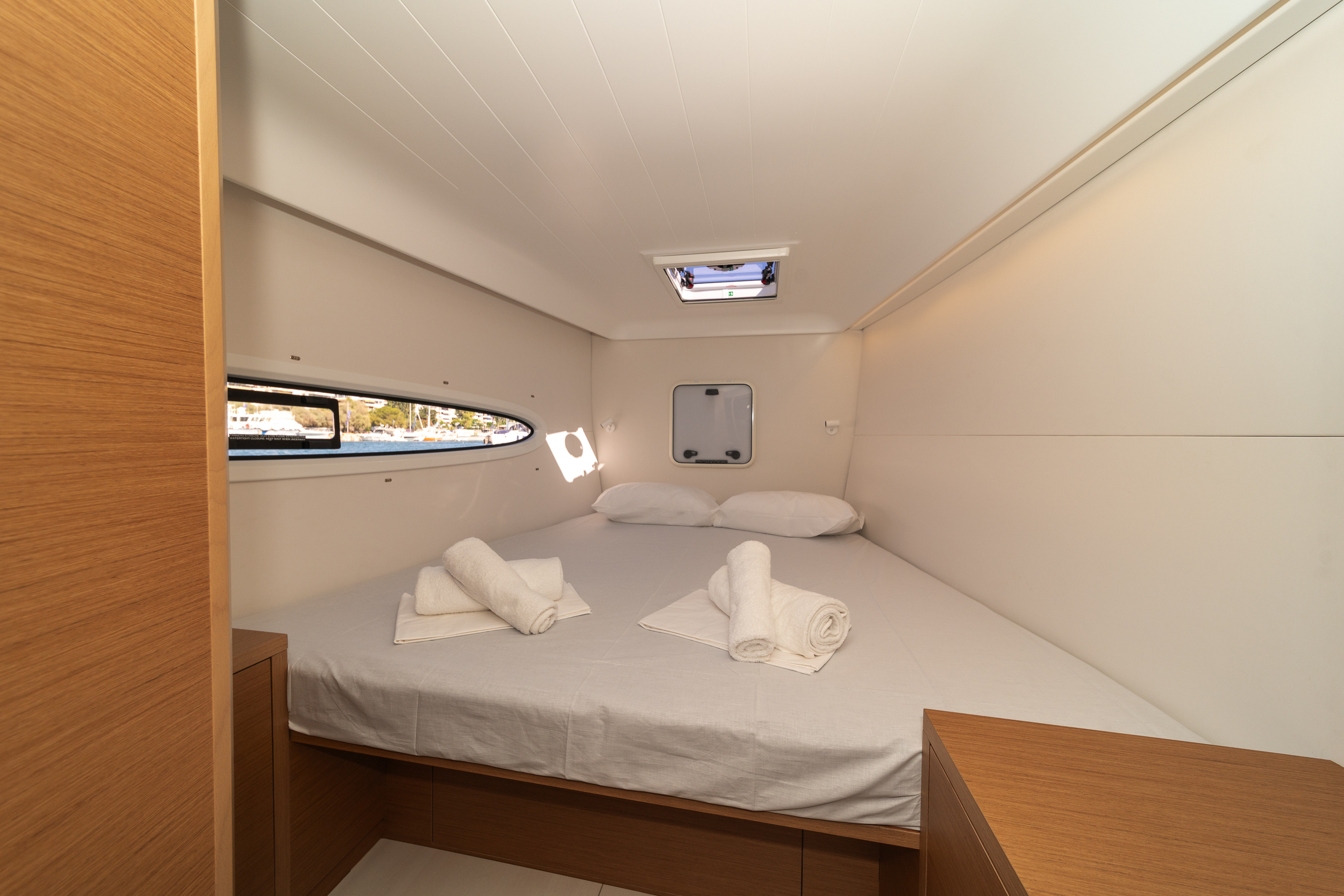 Excess 14 - 4 + 2 cab. — photo 18