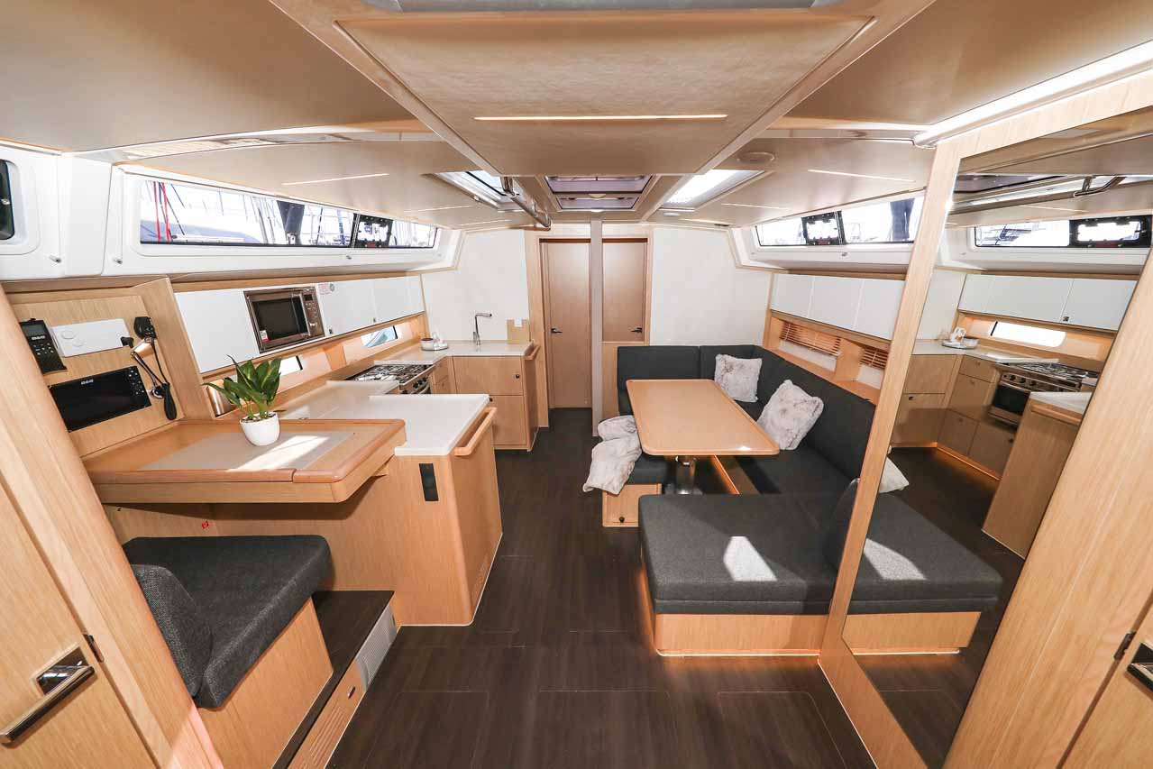Bavaria C46 - 4 cab. — photo 12
