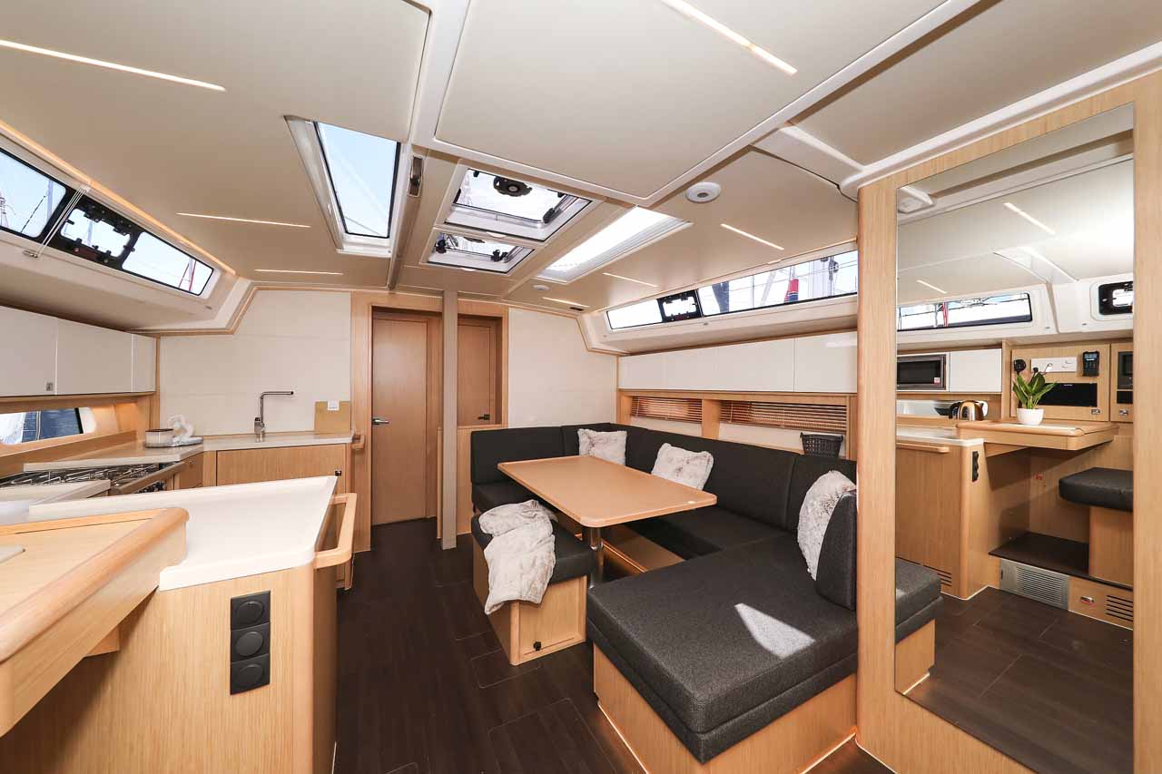 Bavaria C46 - 4 cab. — photo 13