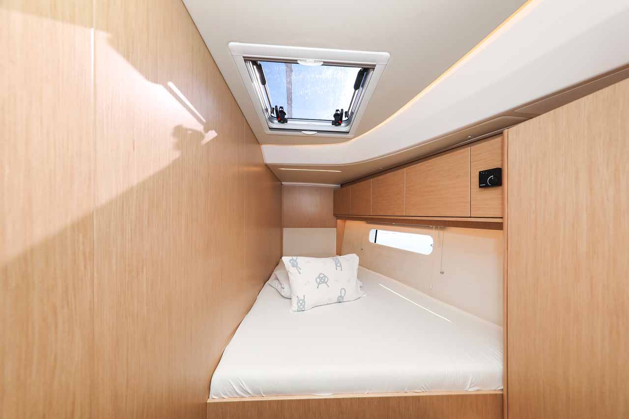 Bavaria C46 - 4 cab. — photo 24