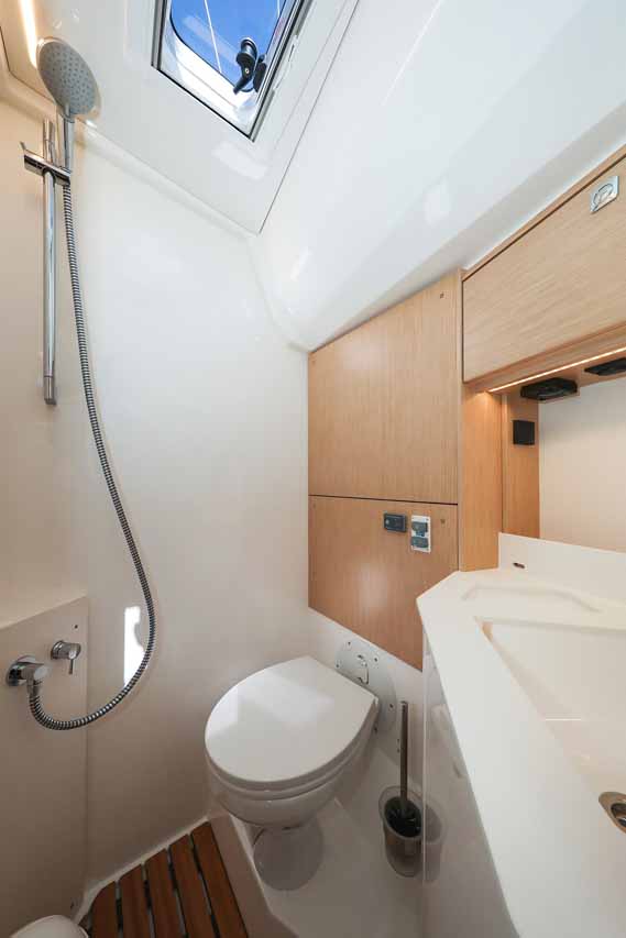 Bavaria C46 - 4 cab. — photo 28