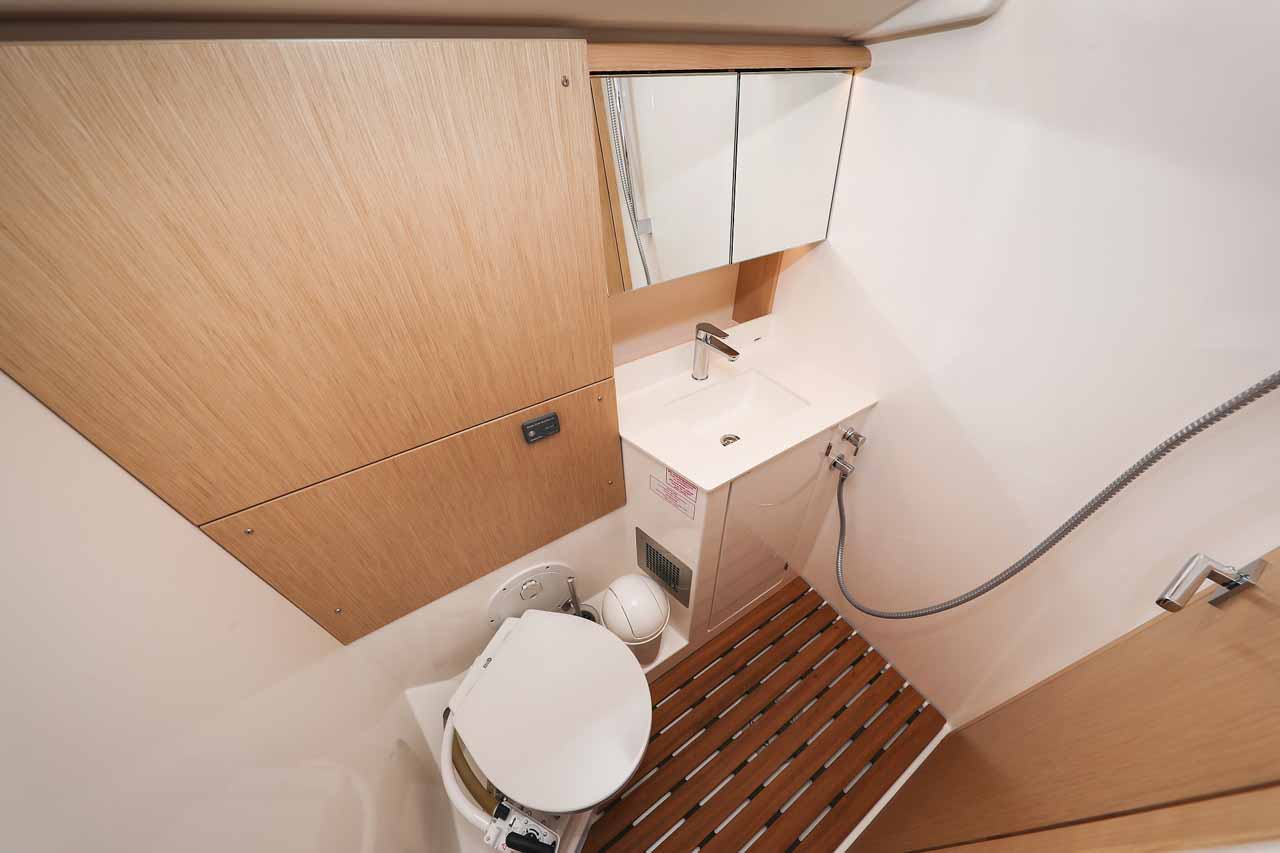 Bavaria C46 - 4 cab. — photo 29