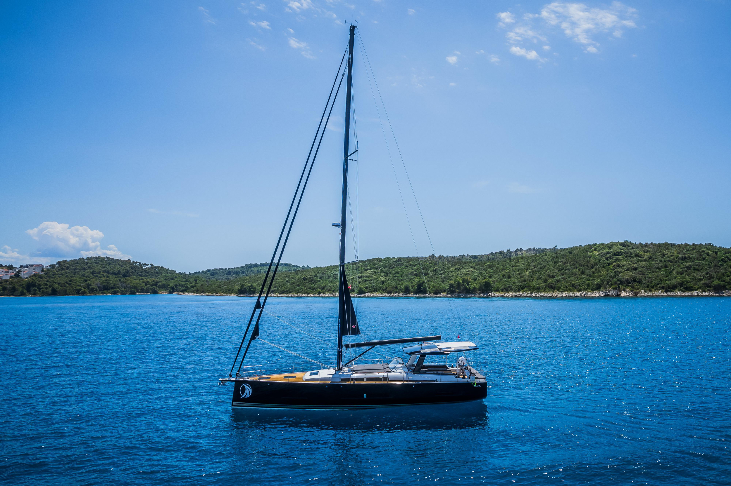 Hanse 510 - 4 + 1 cab. — photo 5