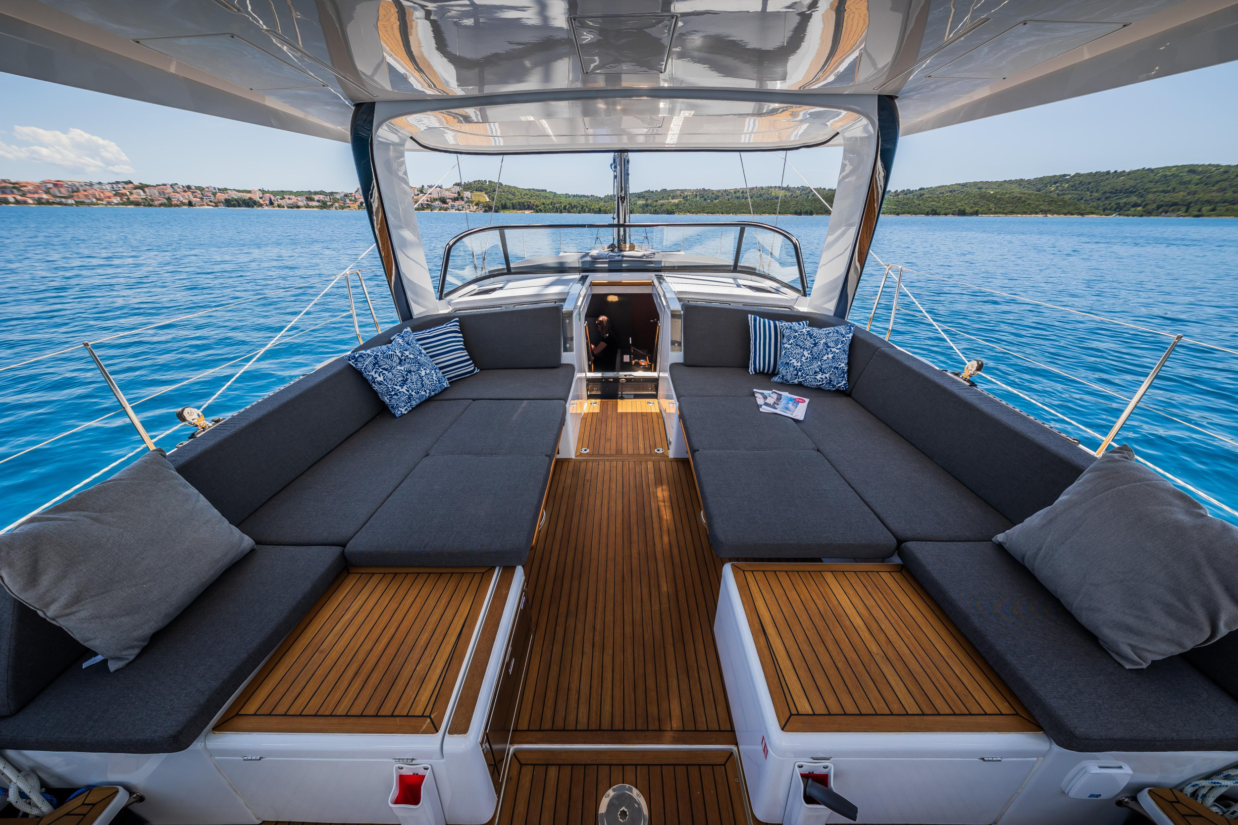 Hanse 510 - 4 + 1 cab. — photo 10