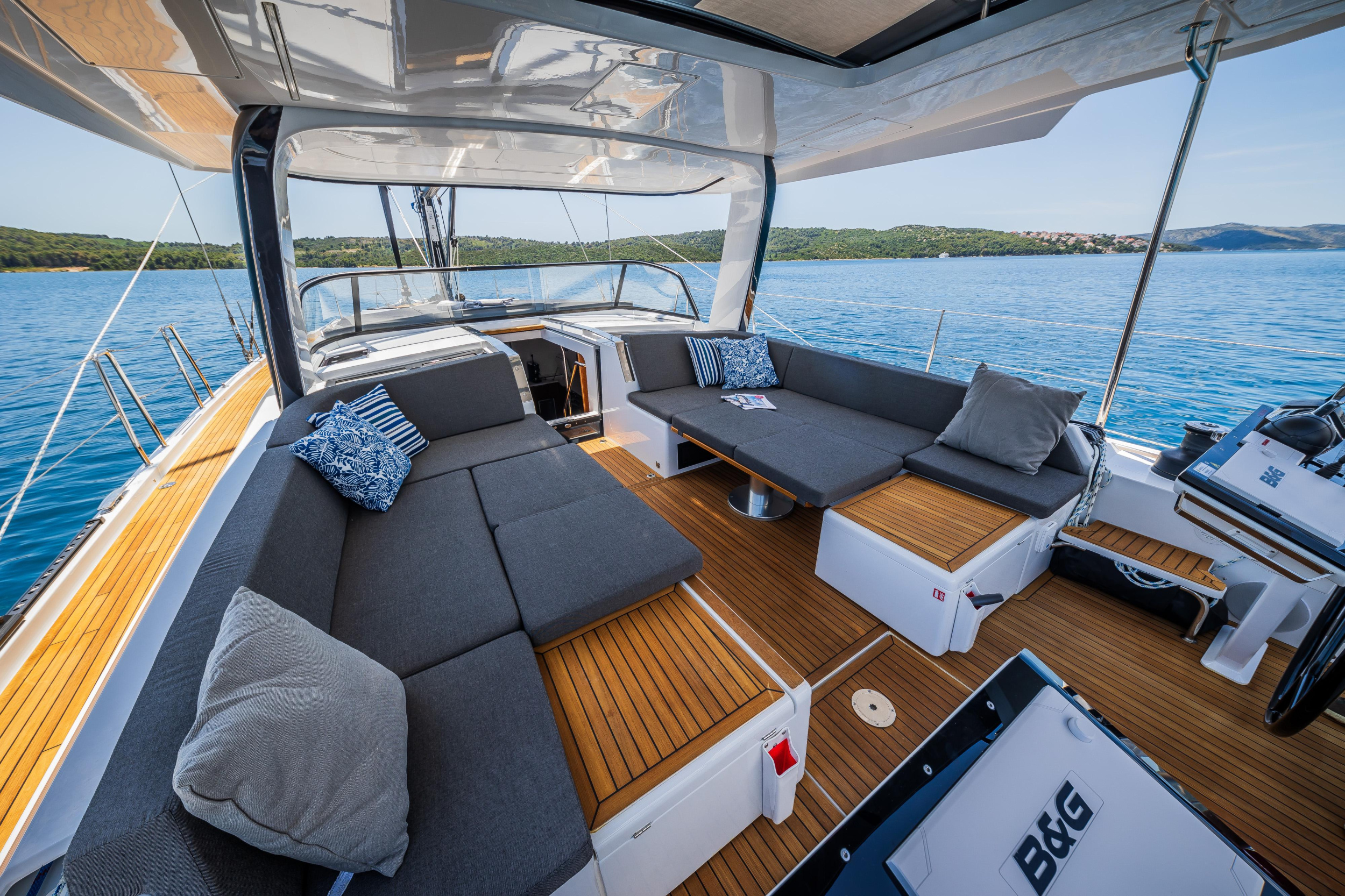 Hanse 510 - 4 + 1 cab. — photo 15