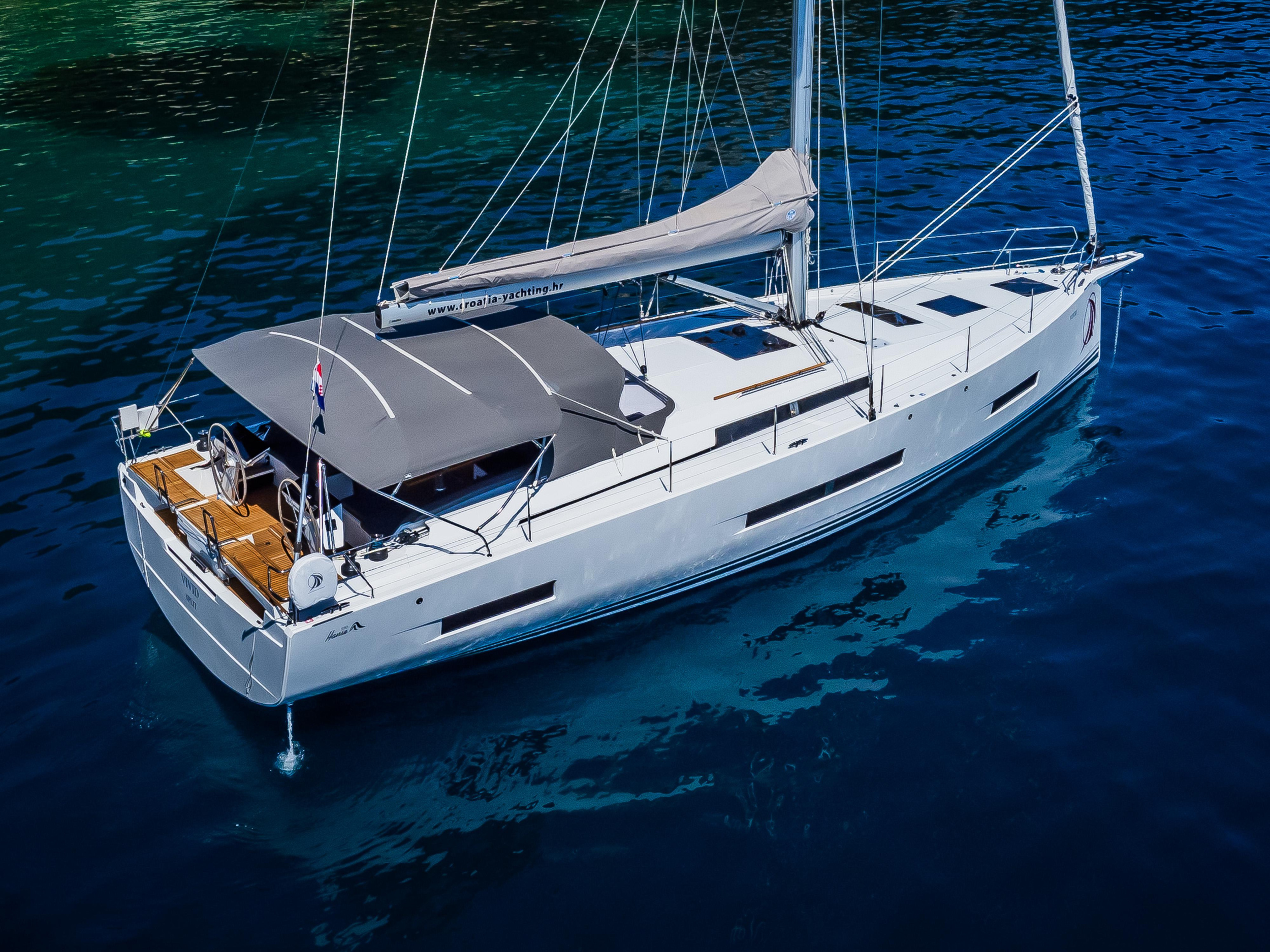 Hanse 510 - 5 + 1 cab. — photo 11