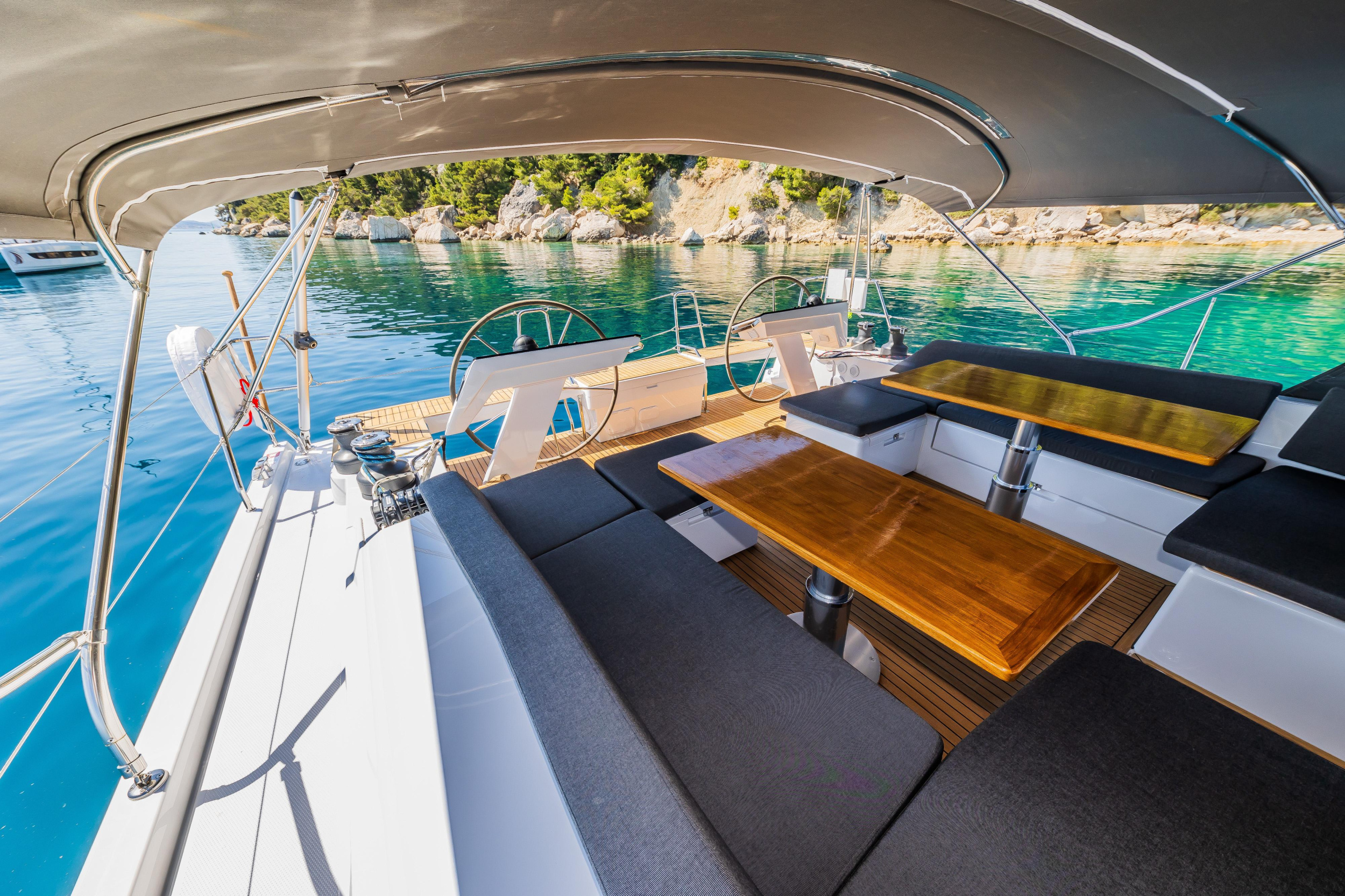 Hanse 510 - 5 + 1 cab. — photo 14