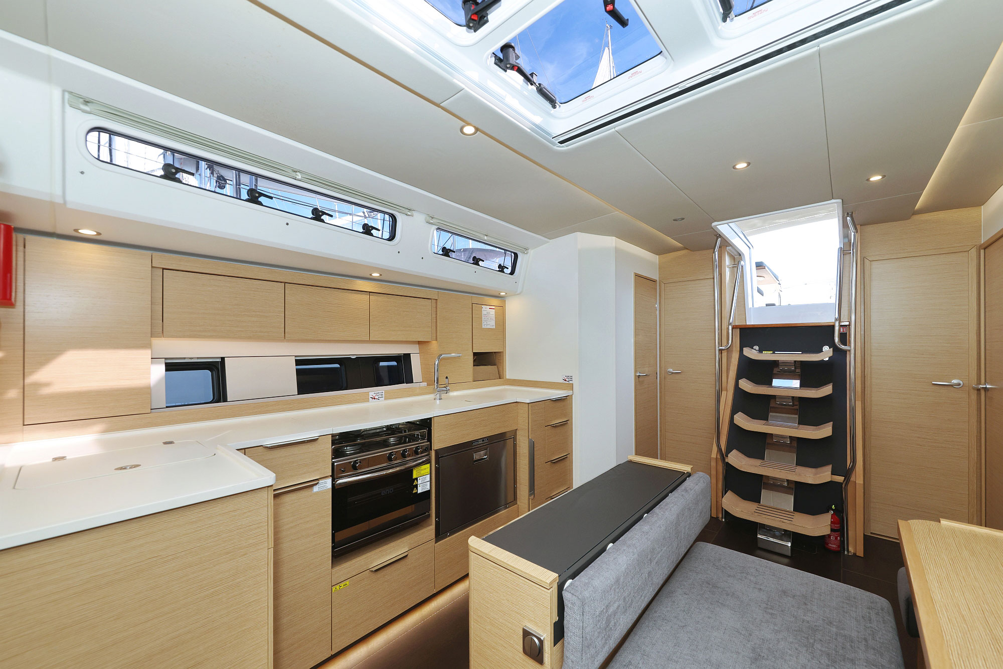 Hanse 510 - 5 + 1 cab. — photo 21