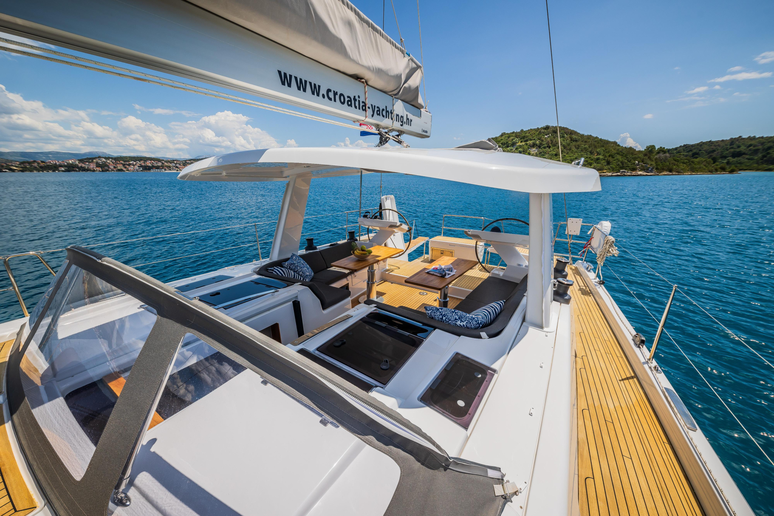 Hanse 588 - 3 + 1 cab. — photo 9