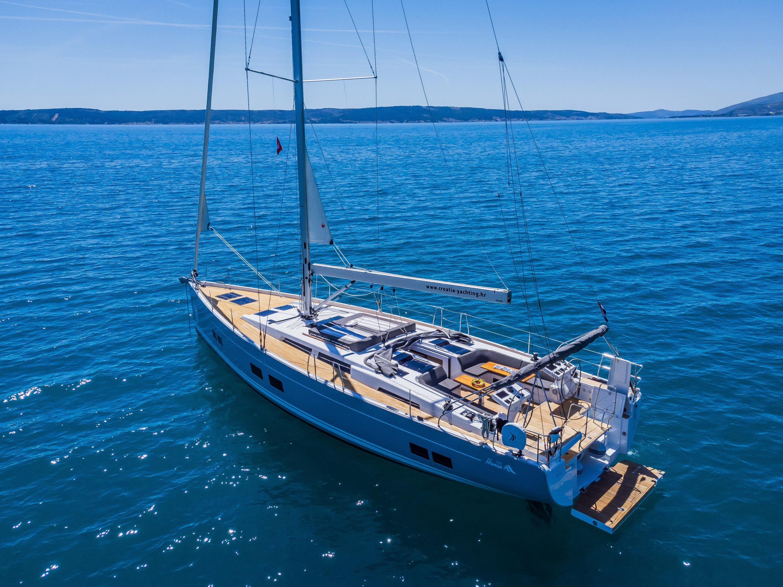 Hanse 588 - 5 + 1 cab. — photo 4