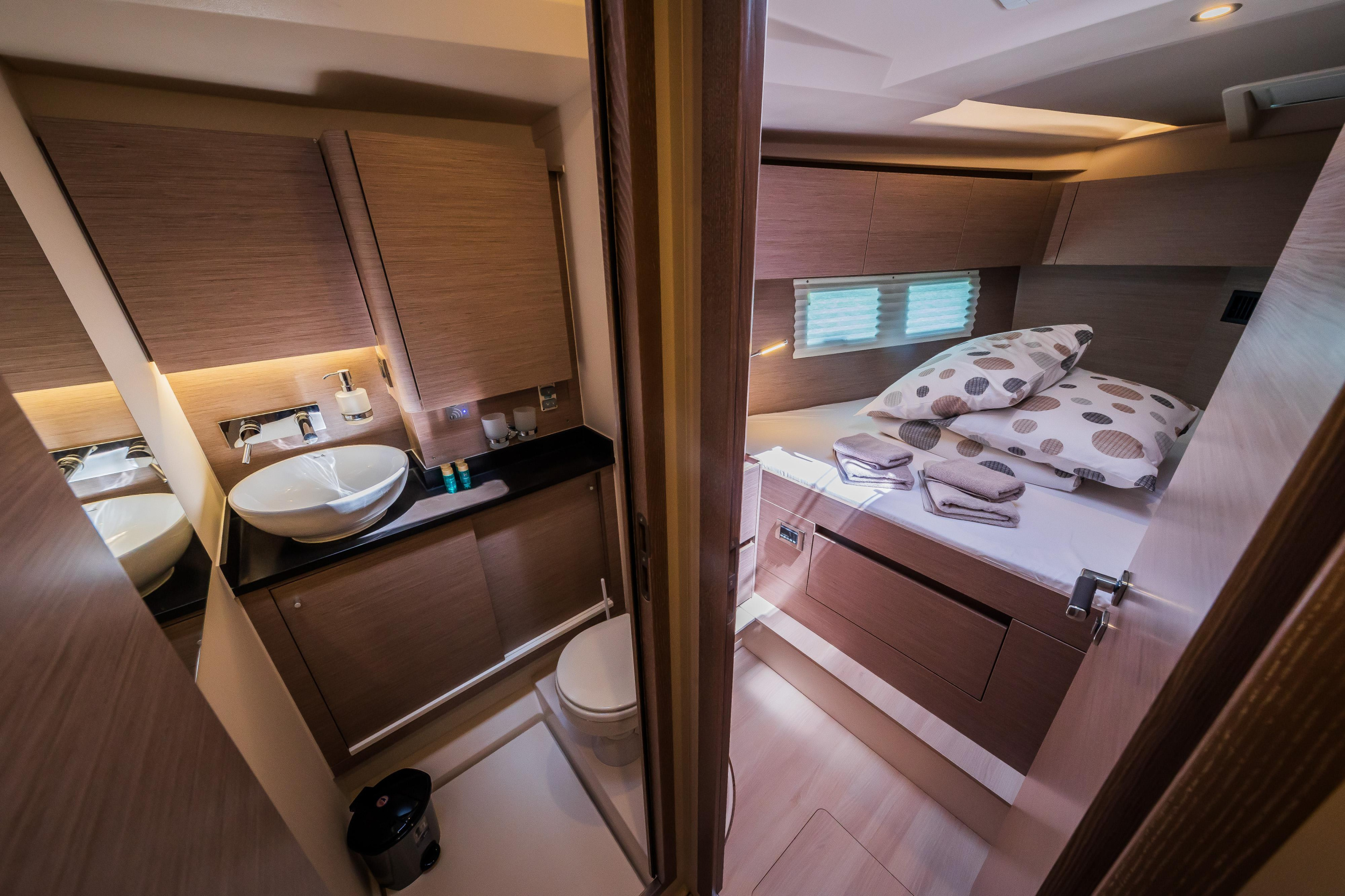 Hanse 588 - 5 + 1 cab. — photo 32