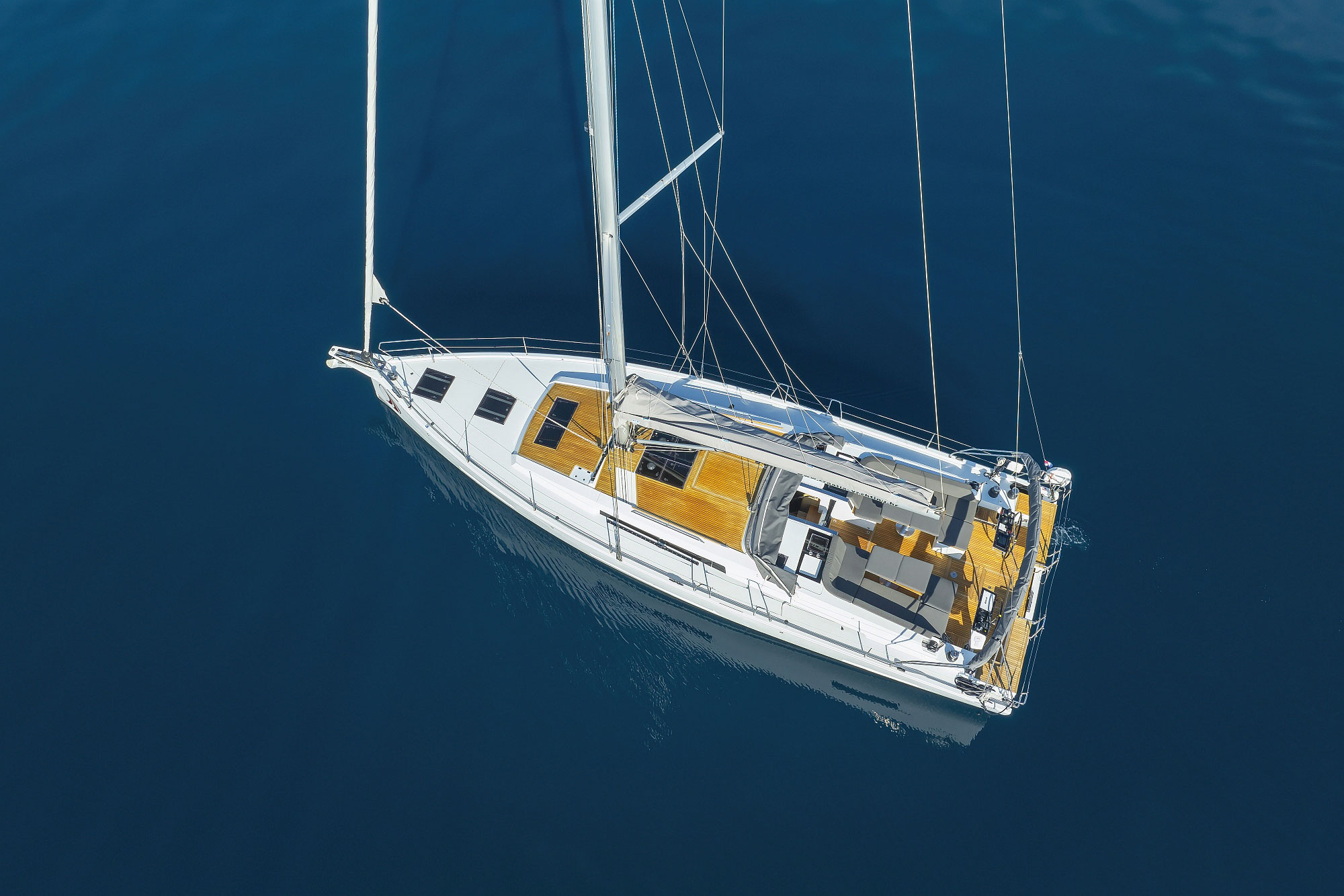Hanse 510 - 4 + 1 cab. — photo 6