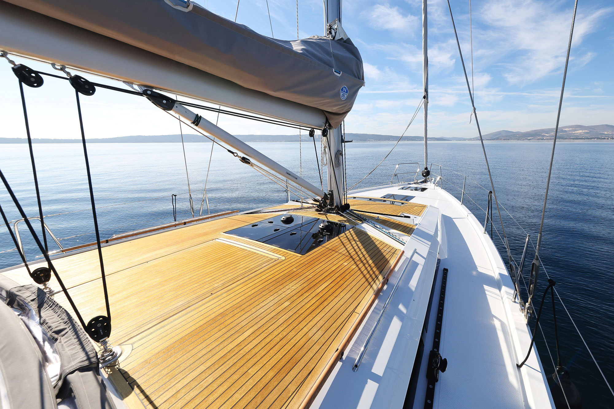 Hanse 510 - 4 + 1 cab. — photo 7