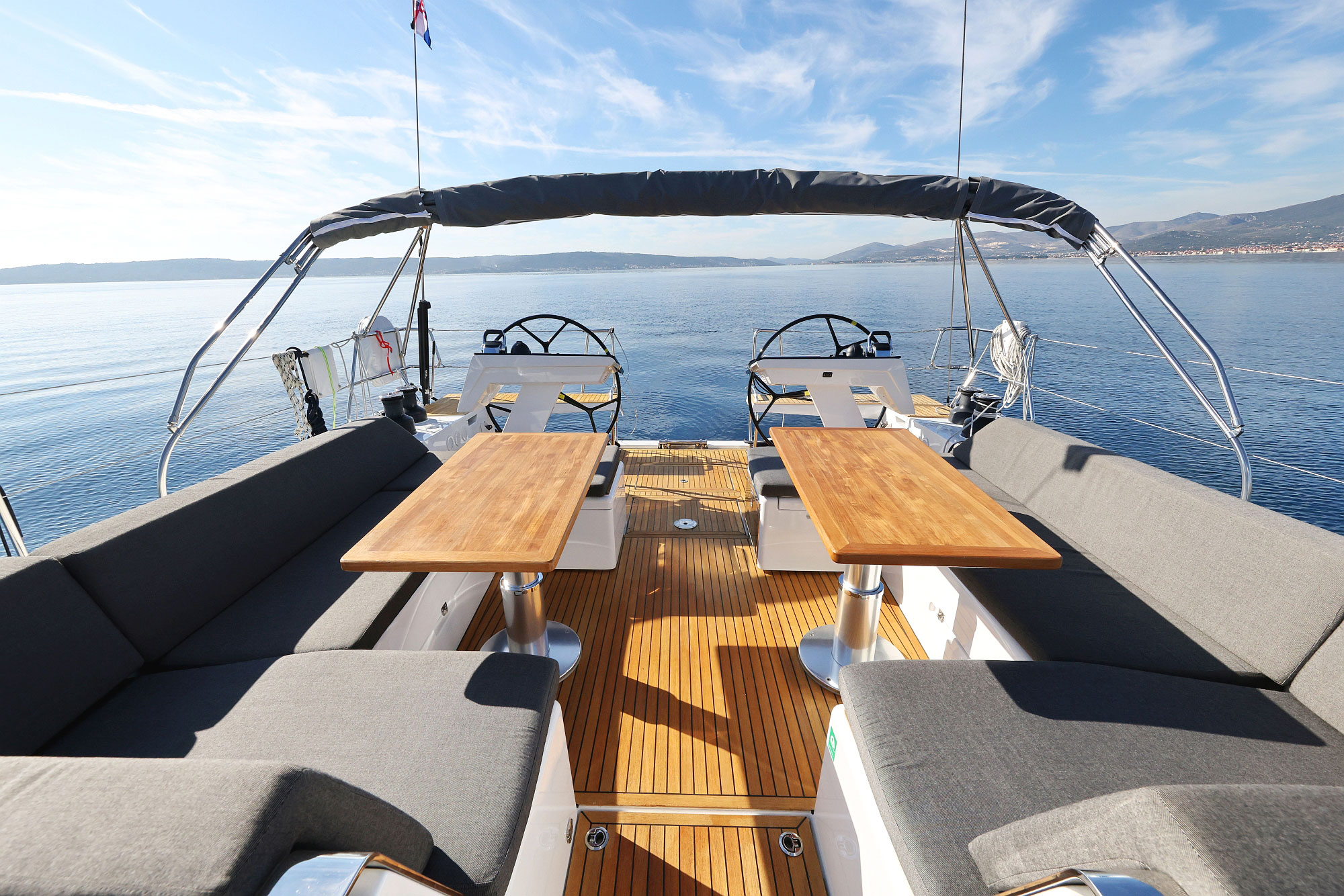 Hanse 510 - 4 + 1 cab. — photo 8