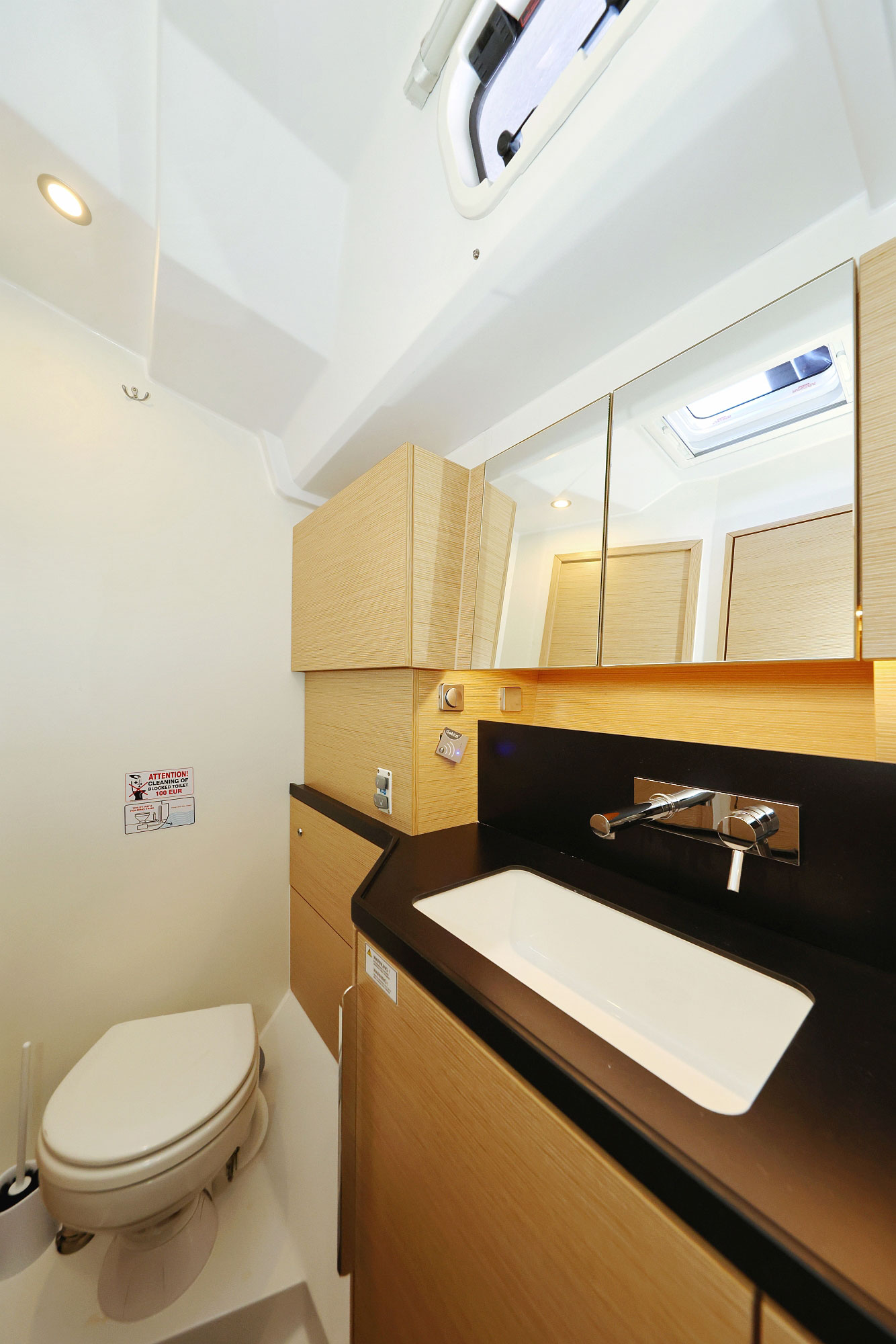 Hanse 510 - 4 + 1 cab. — photo 28
