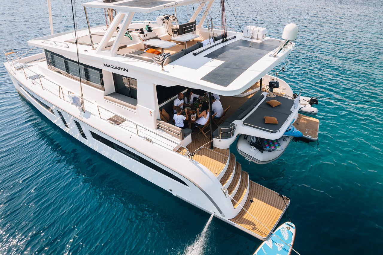 Mazarin 55 — photo 1