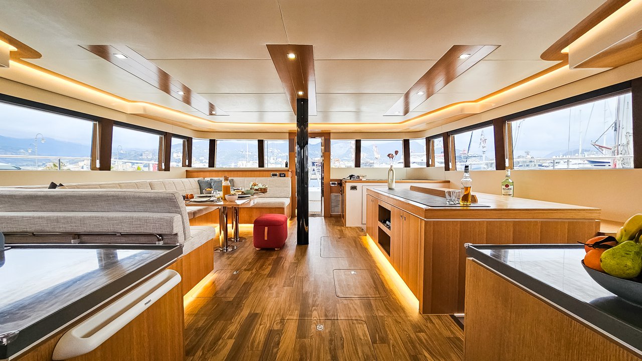 Mazarin 55 — photo 20