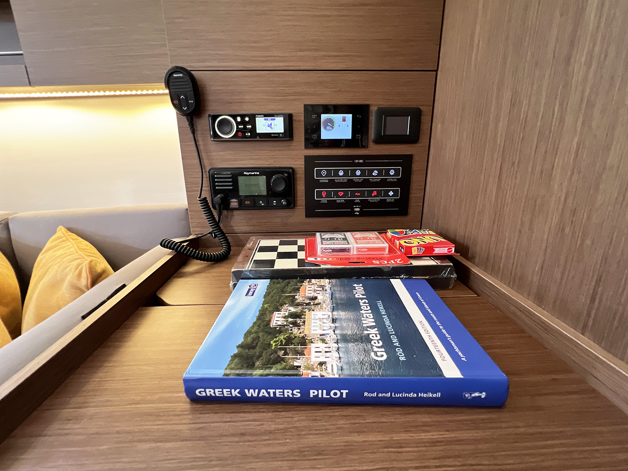 Oceanis 40.1 — photo 18