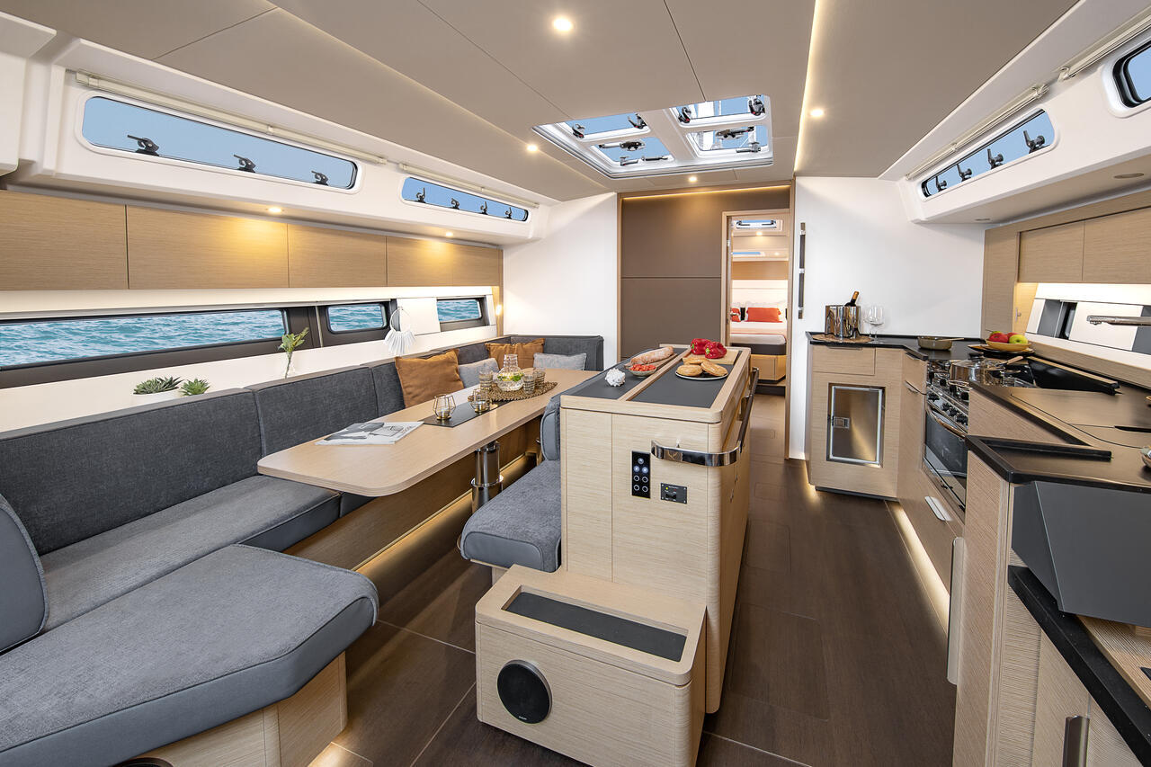 Hanse 510 - 4 + 1 cab. — photo 6