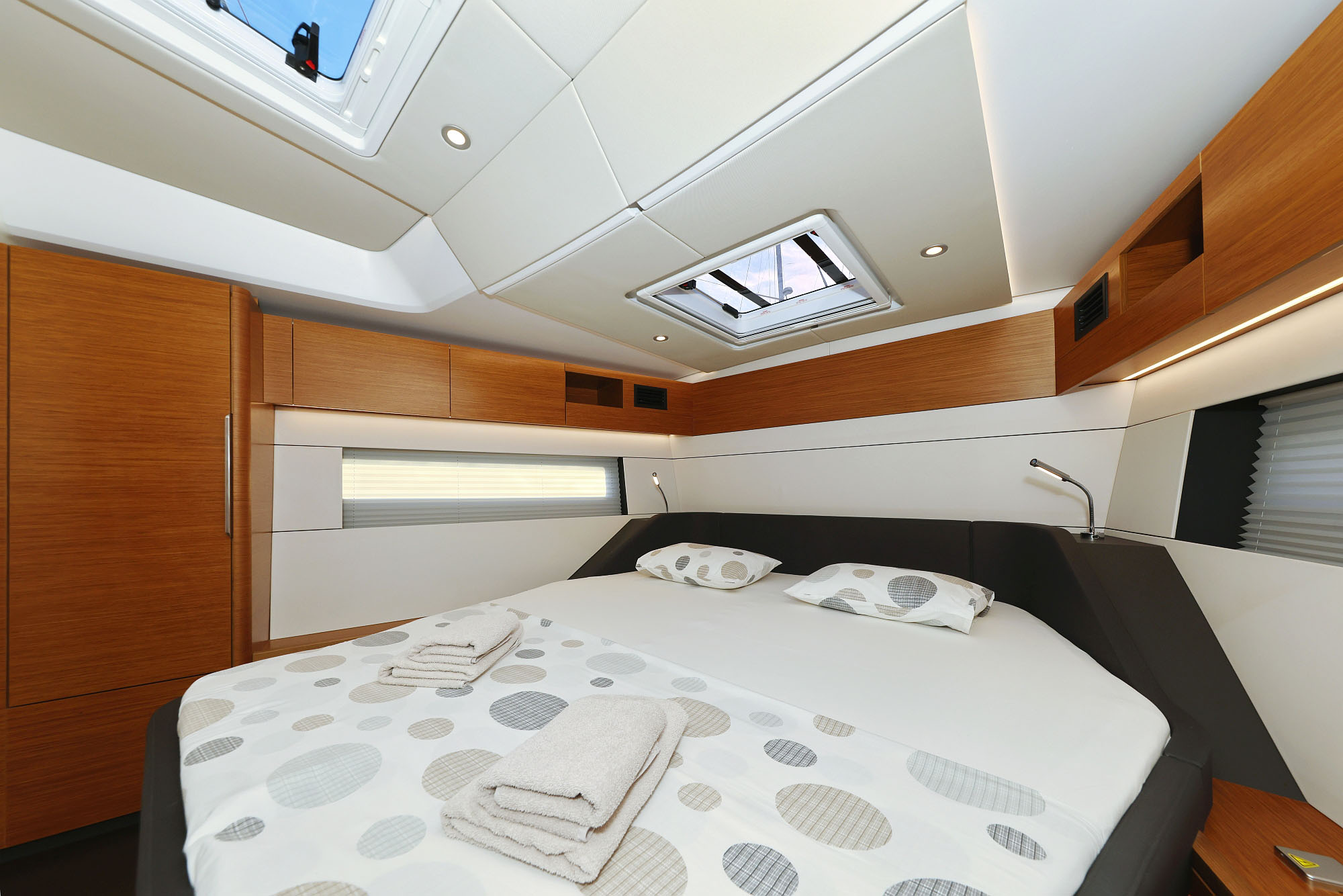 Hanse 510 - 4 + 1 cab. — photo 13