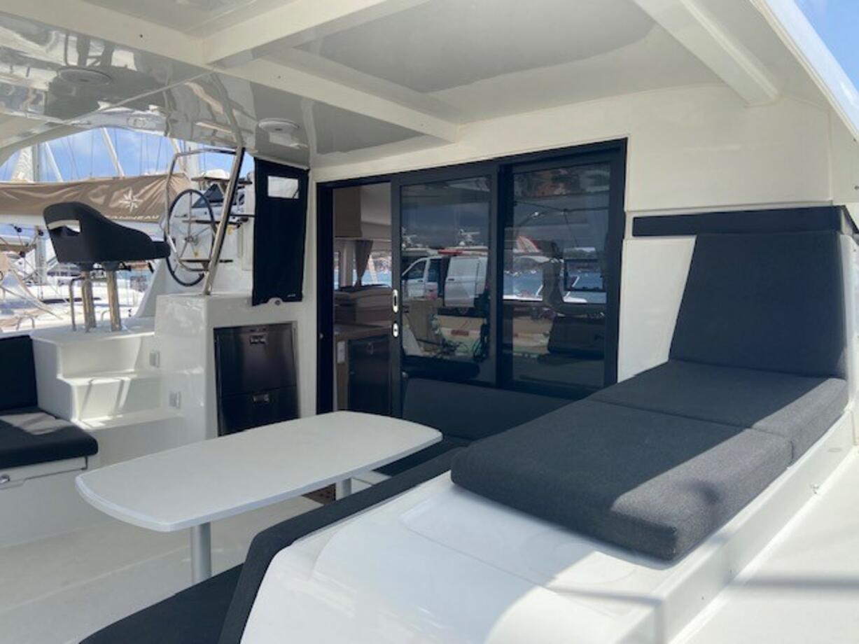 Lagoon 42 - 4 + 2 cab. — photo 3
