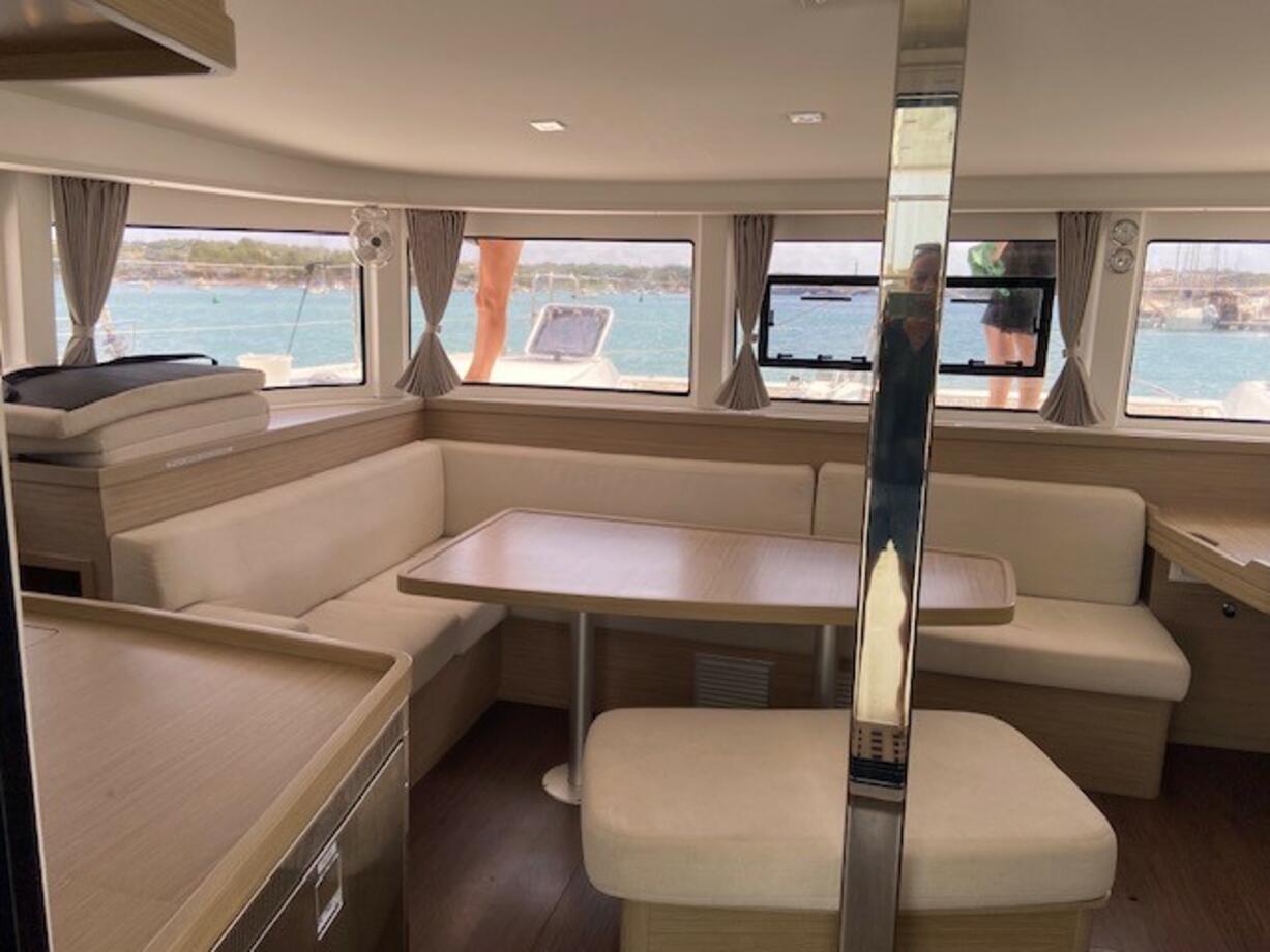 Lagoon 42 - 4 + 2 cab. — photo 10