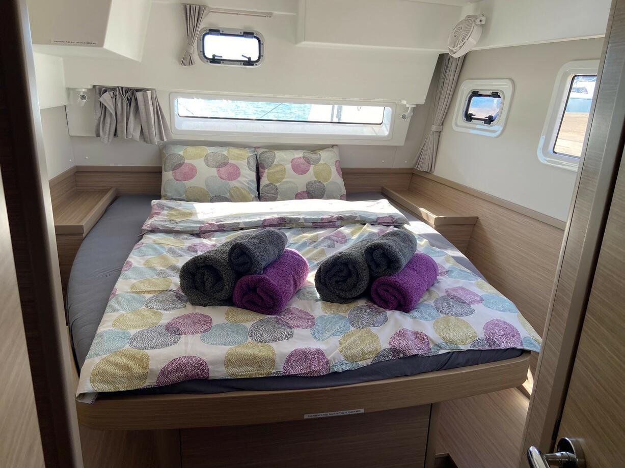 Lagoon 42 - 4 + 2 cab. — photo 13