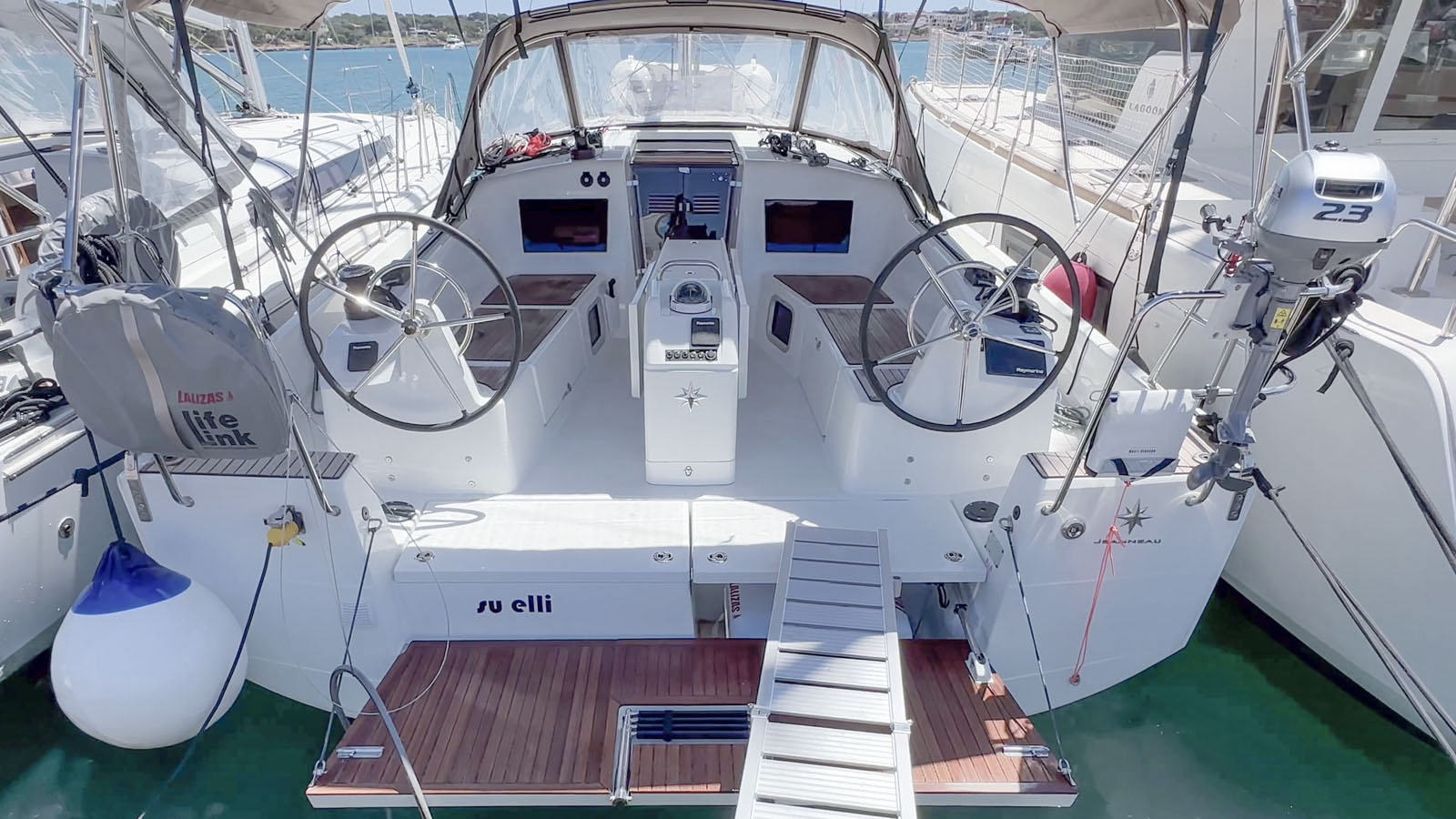 Sun Odyssey 410 - 3 cab. — photo 3
