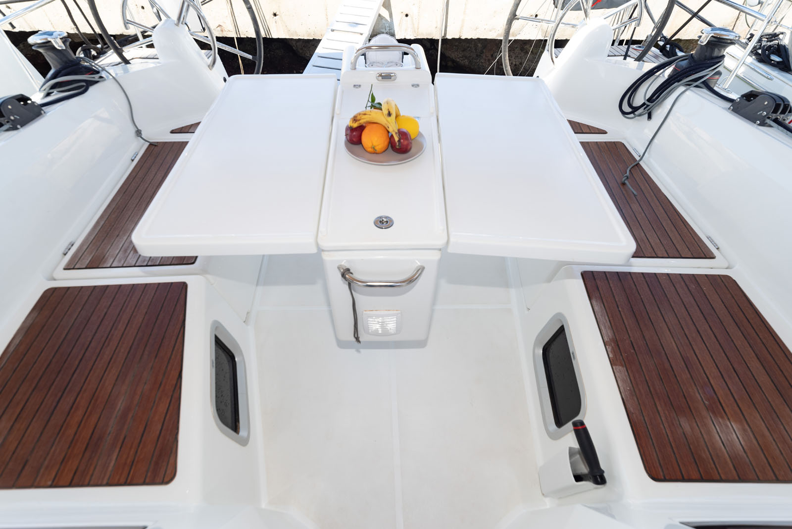 Sun Odyssey 410 - 3 cab. — photo 9