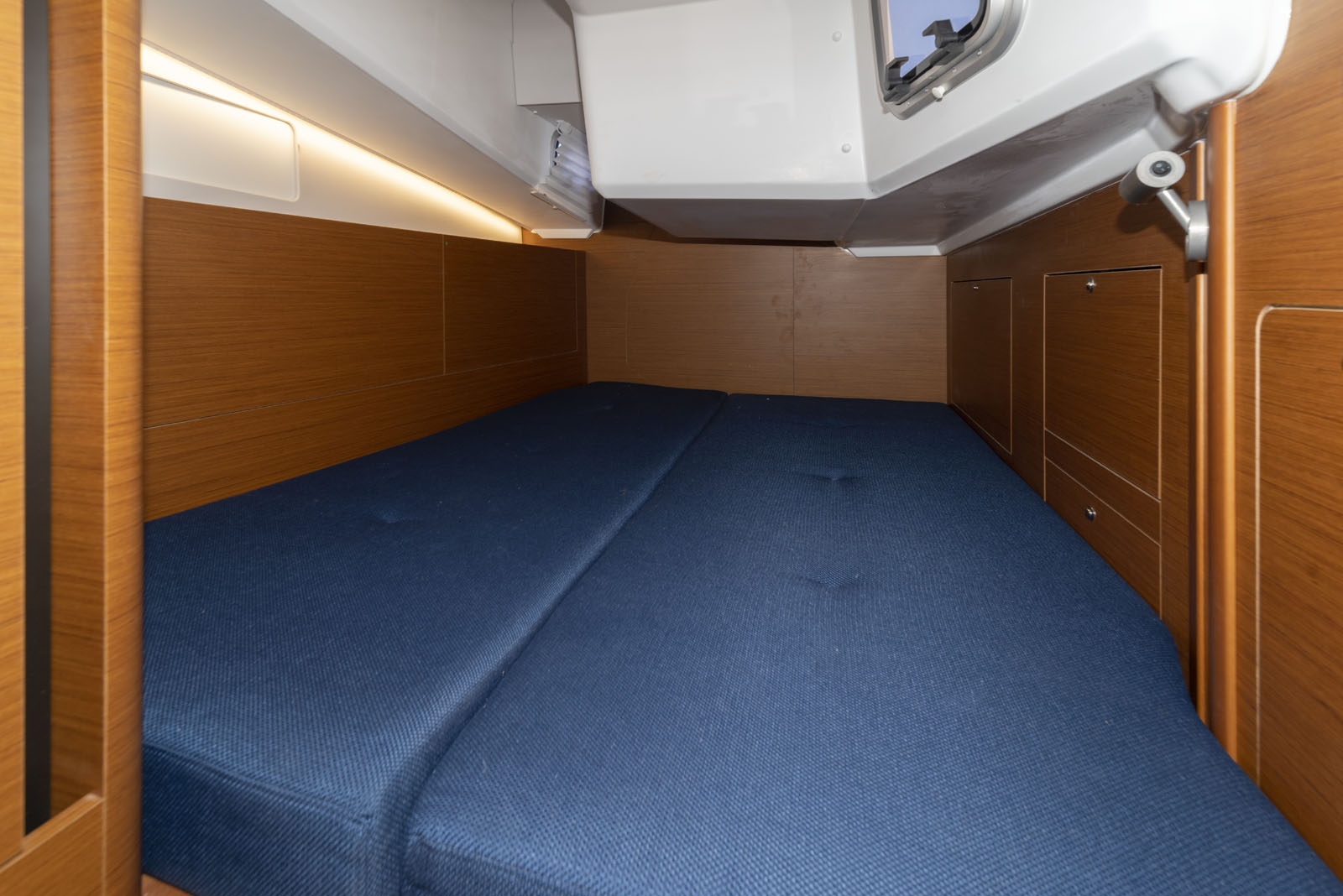 Sun Odyssey 410 - 3 cab. — photo 20