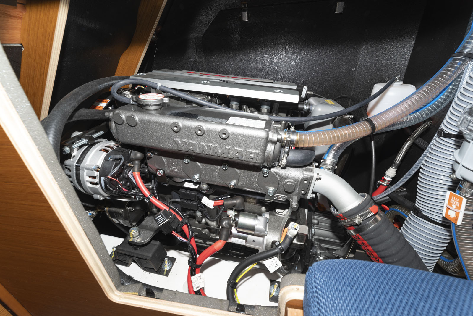 Sun Odyssey 410 - 3 cab. — photo 25