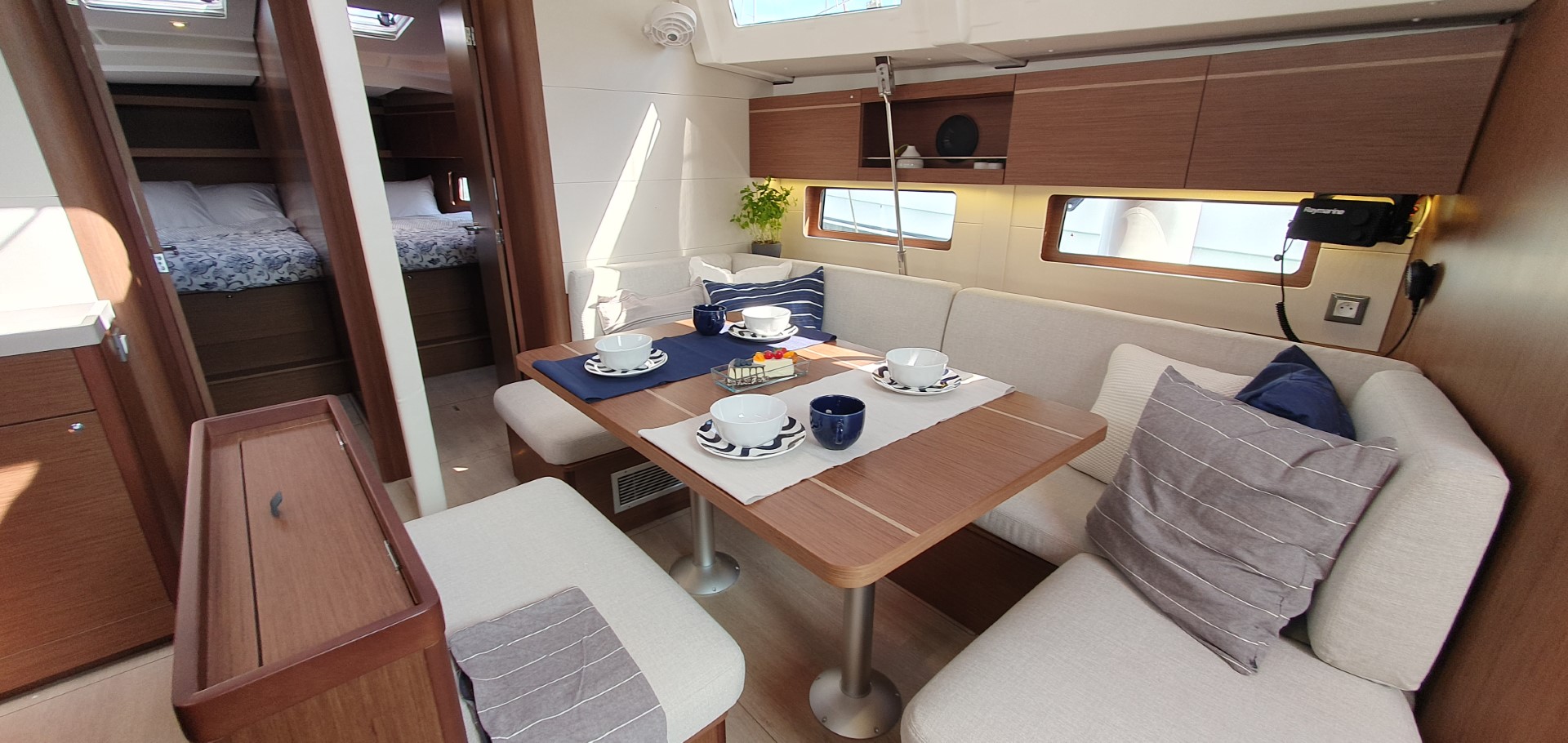 Oceanis 46.1 — photo 12