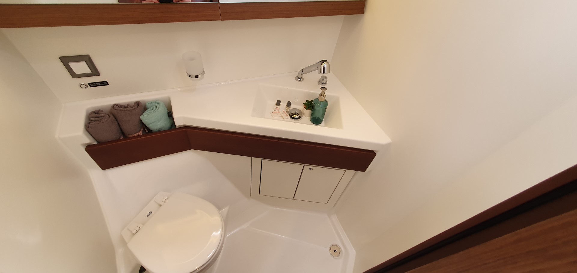Oceanis 46.1 — photo 24