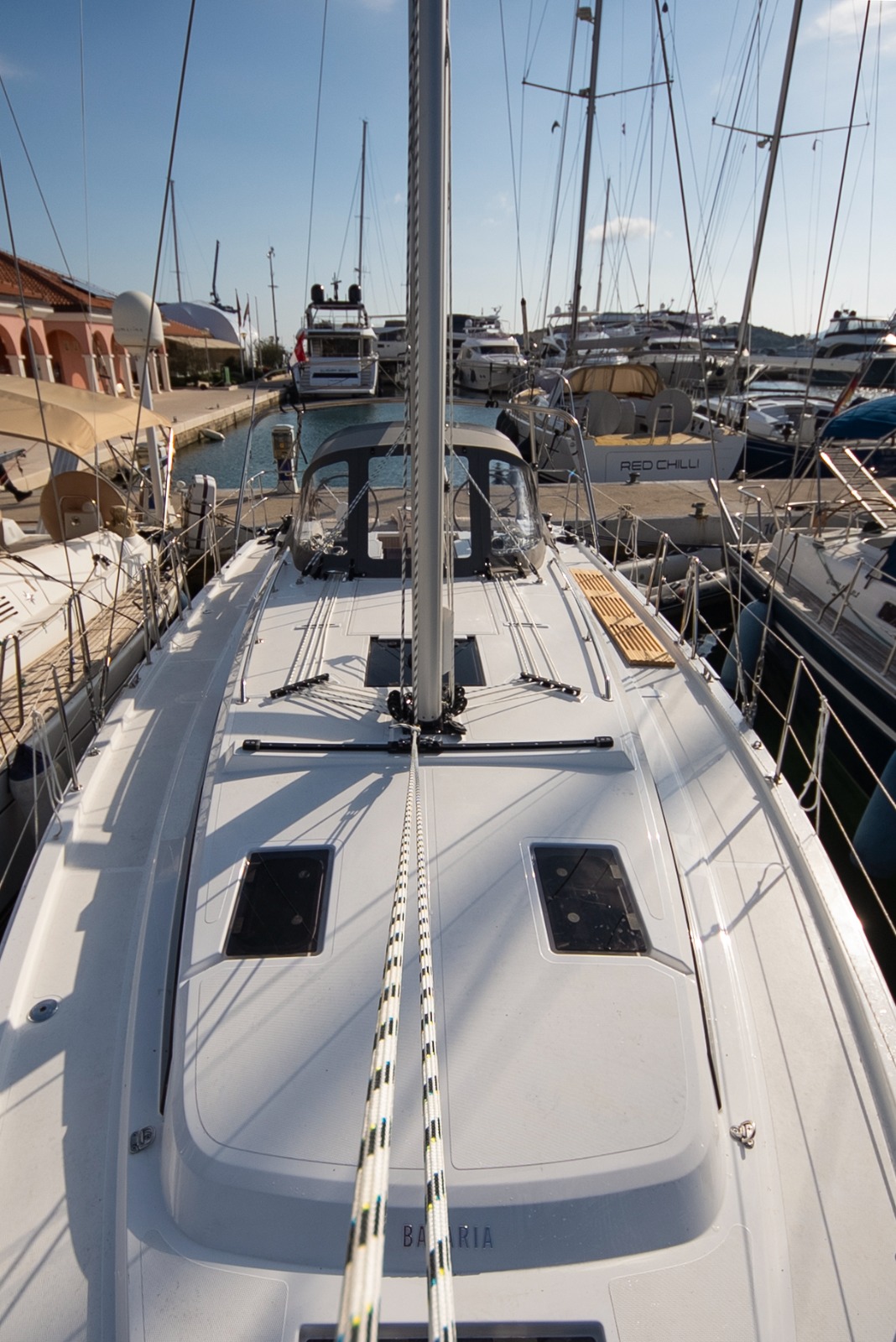 Bavaria C38 — photo 9