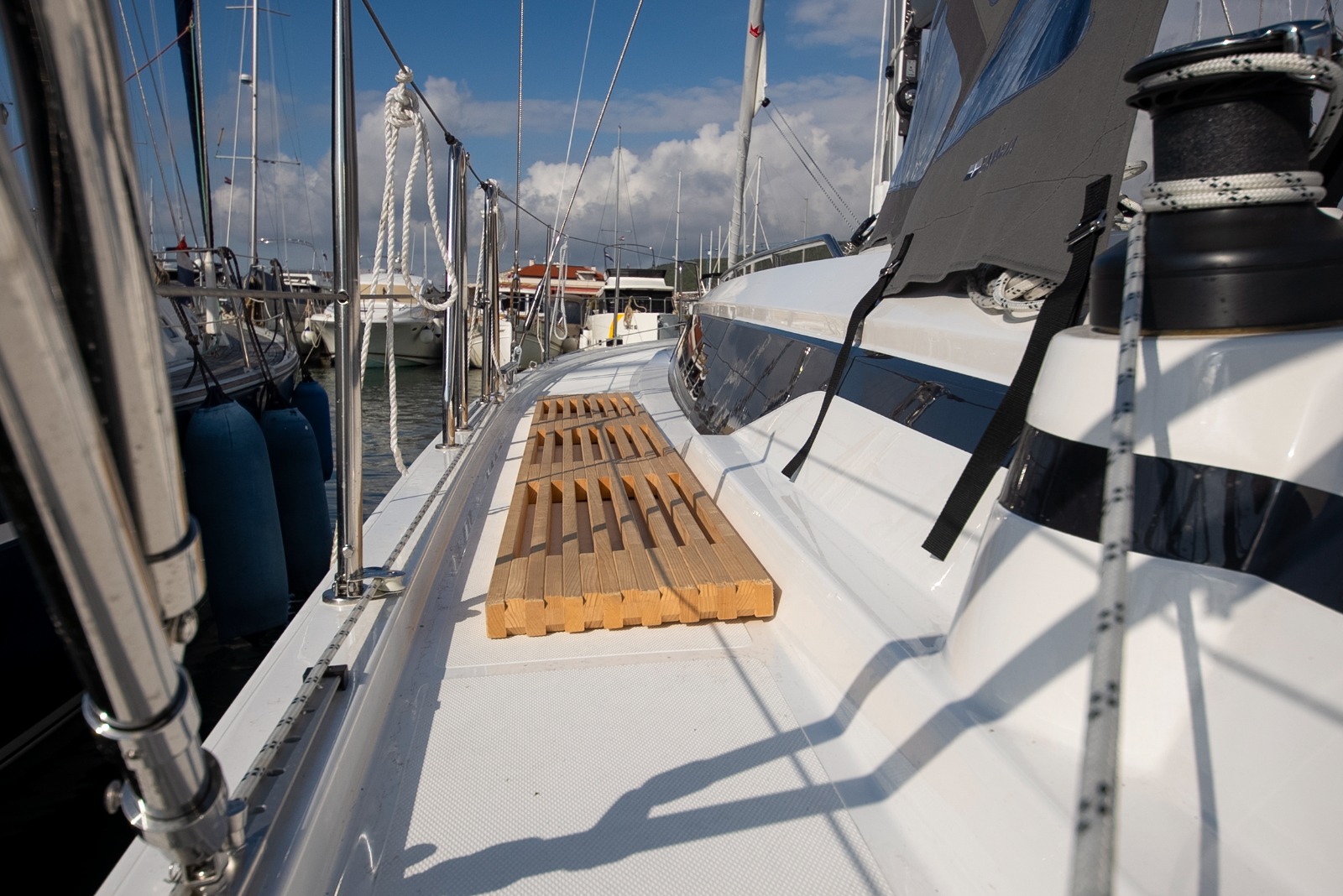 Bavaria C38 — photo 10