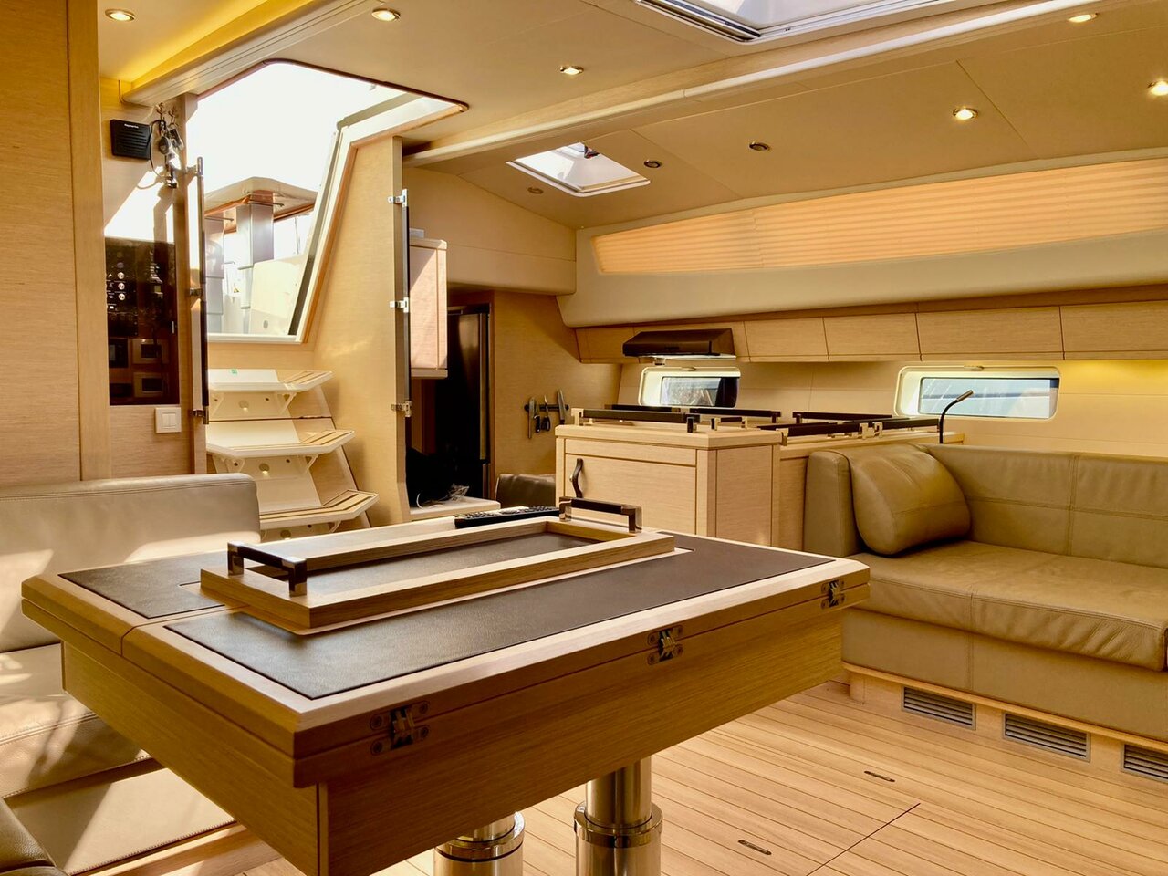 Jeanneau 64 - 4 cab. — photo 6